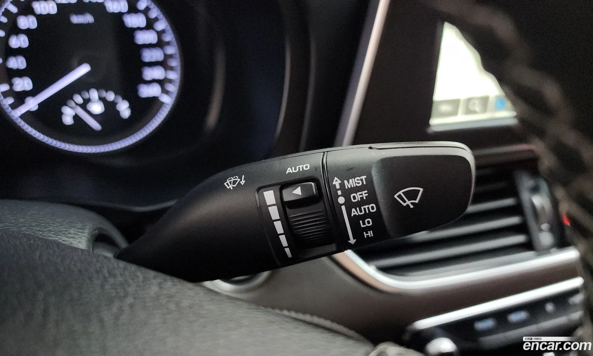 Hyundai Grandeur IG Hybrid 2017 — 12
