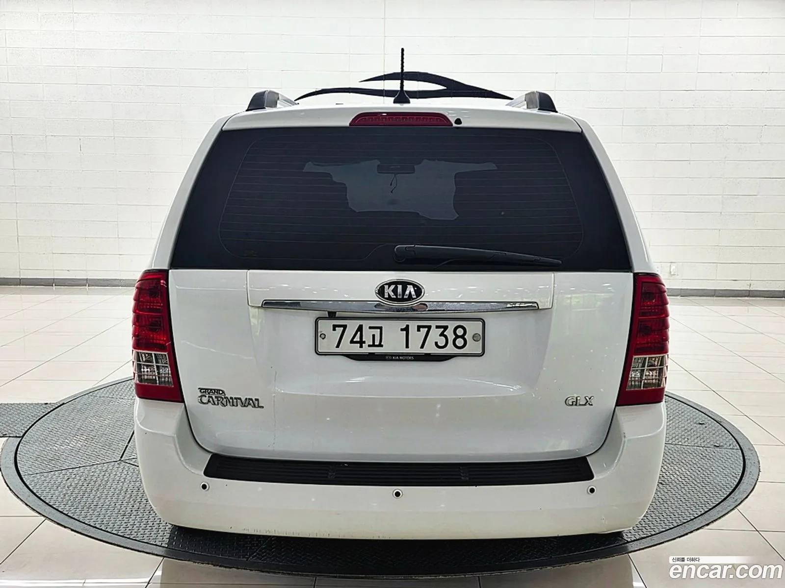 Kia Carnival R 2014 — 10