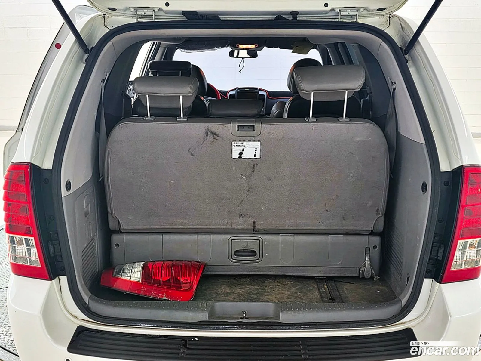 Kia Carnival R 2014 — 13