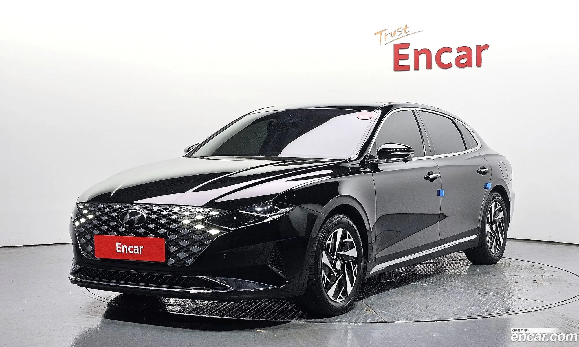 Hyundai Grandeur IG Hybrid 2020 — 3