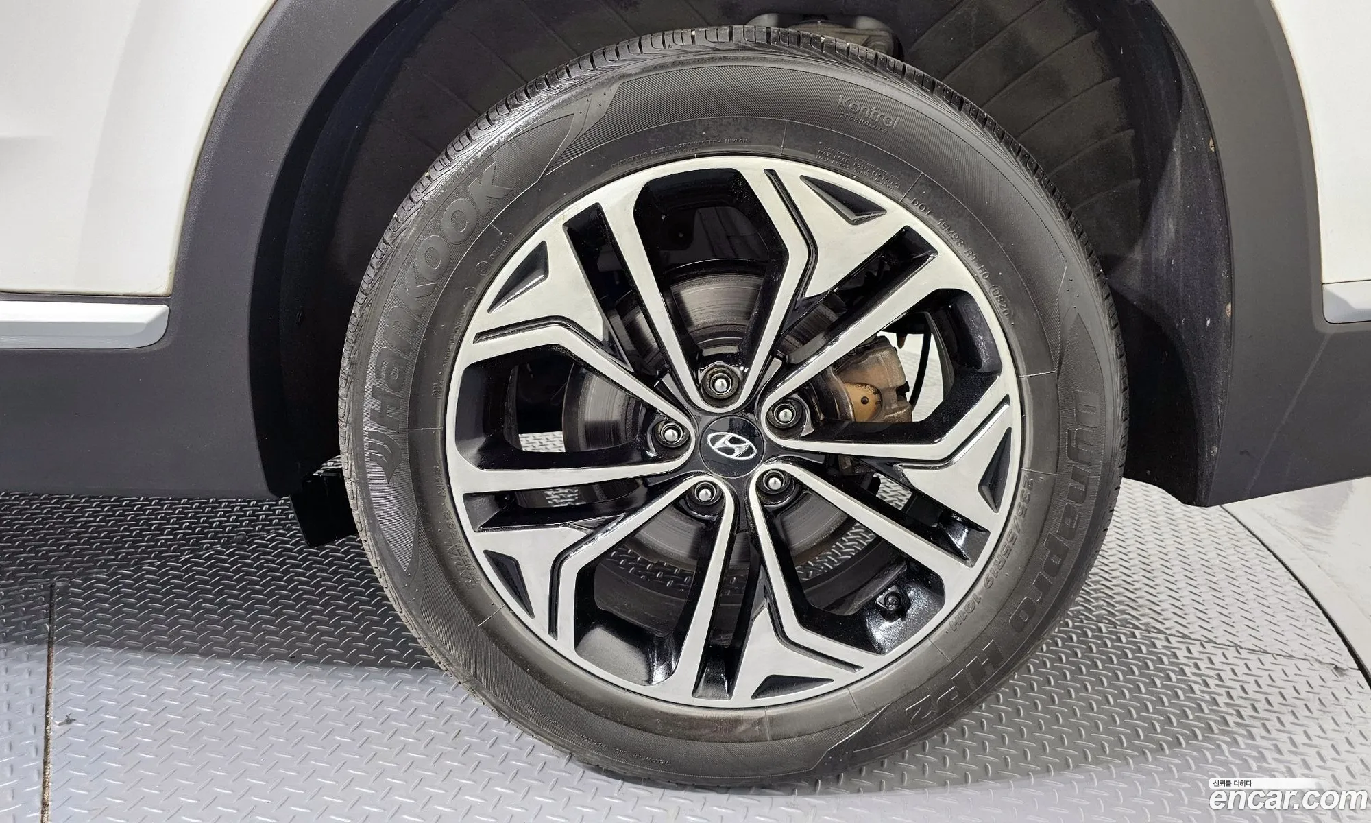 Hyundai Santa Fe TM 2020 — 29