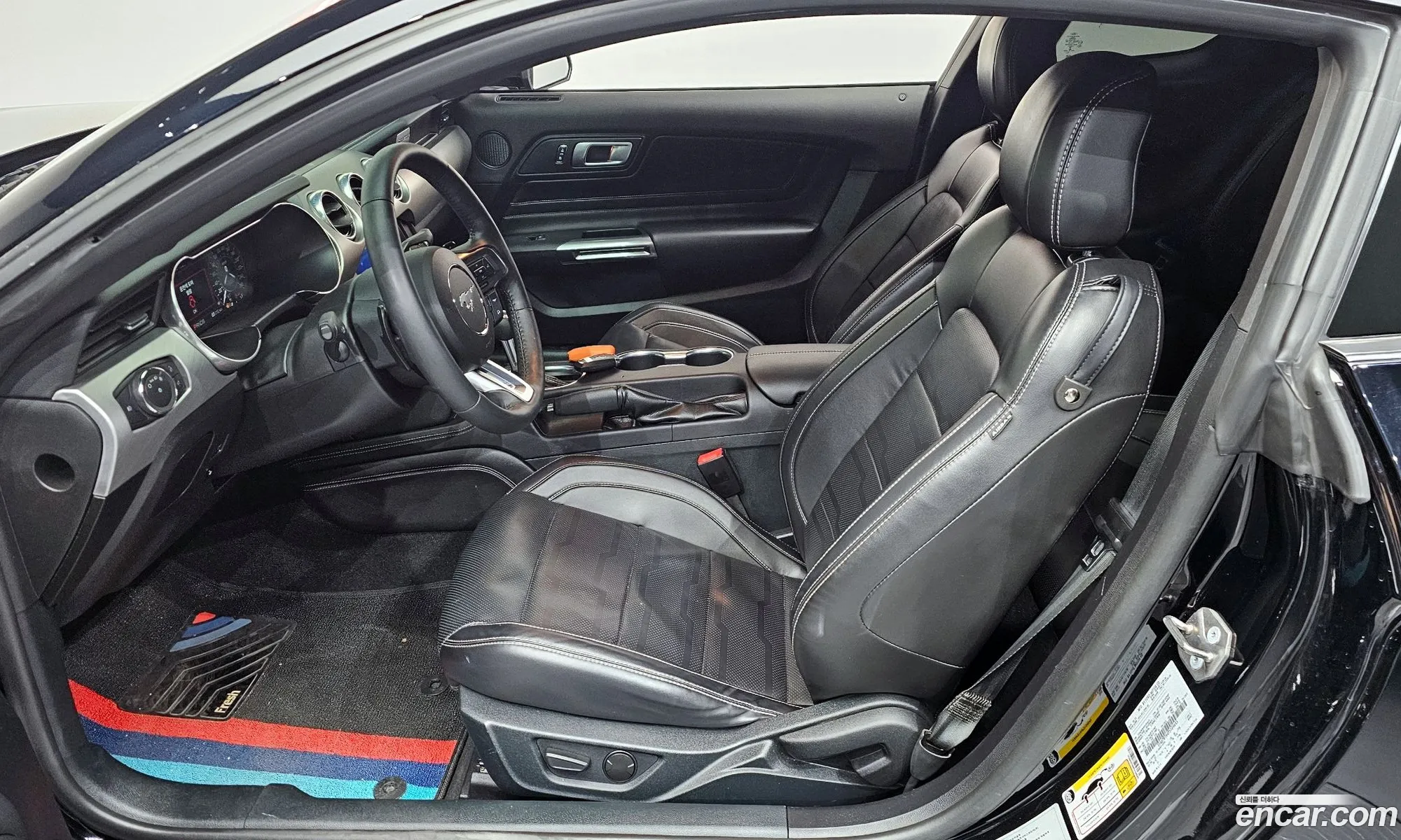 Ford Mustang 2023 1FA6P8TH4P5104645 — 18