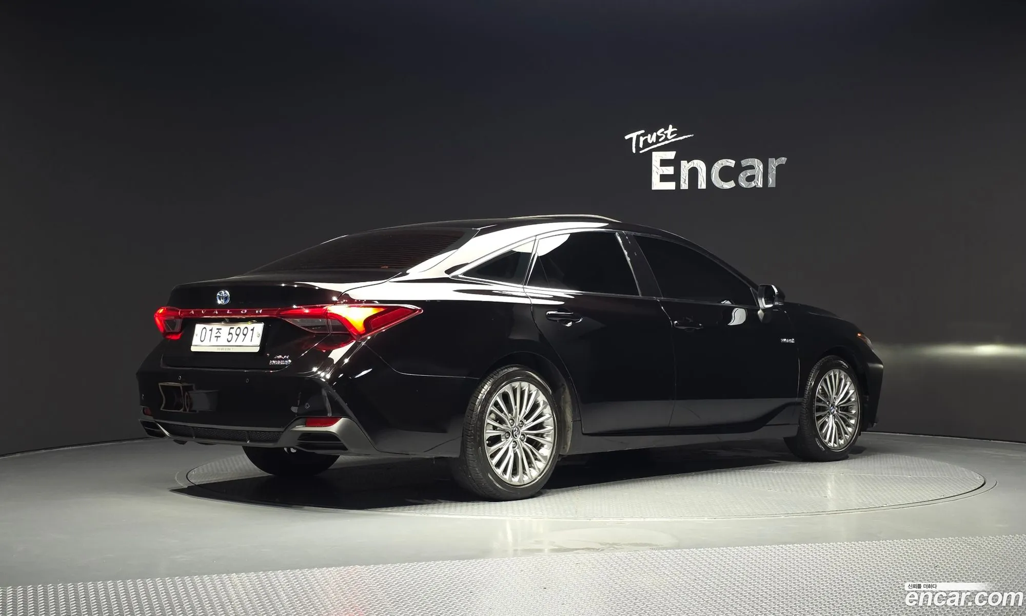 Toyota Avalon 2018 4T1B21FB4KU005453 — 5
