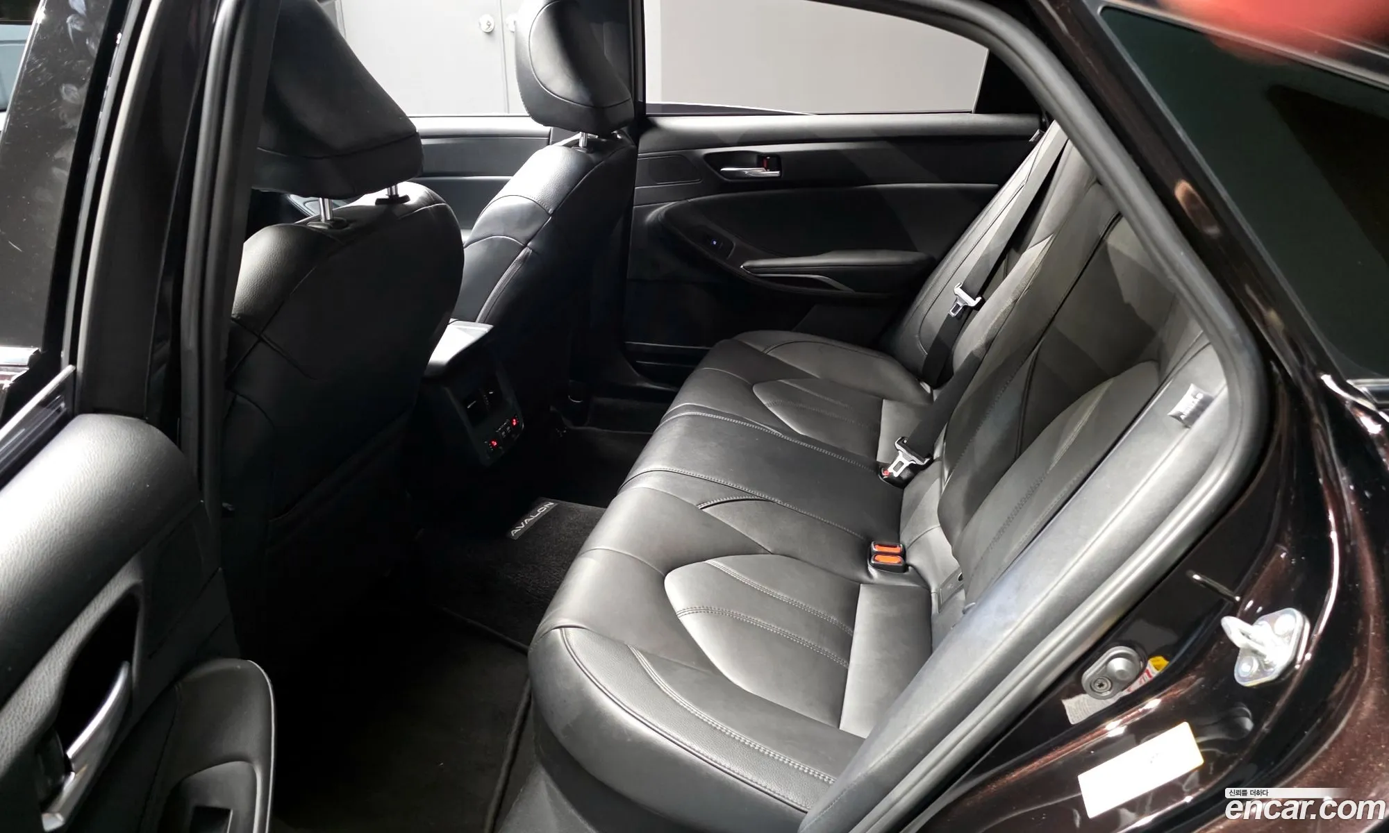 Toyota Avalon 2018 4T1B21FB4KU005453 — 33