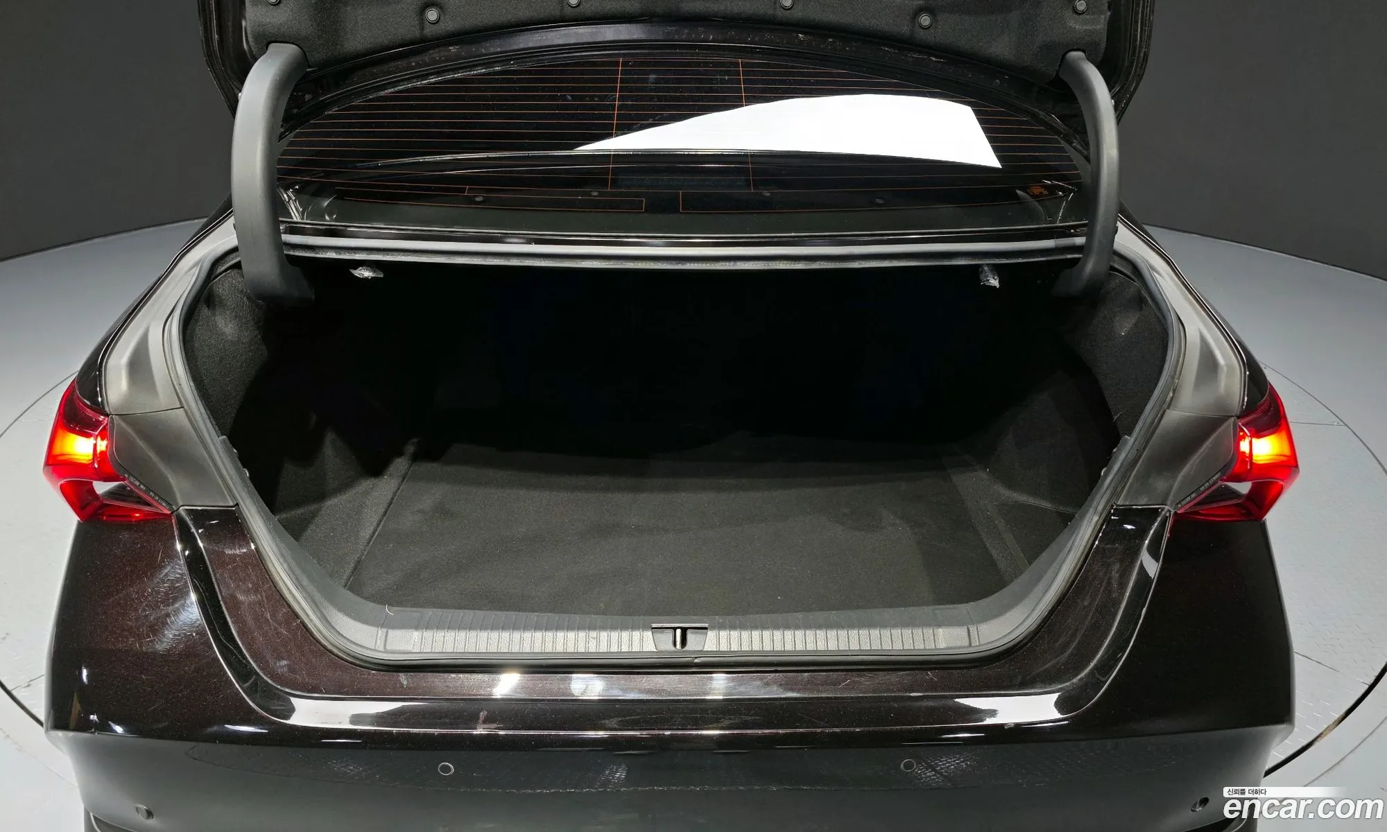 Toyota Avalon 2018 4T1B21FB4KU005453 — 32