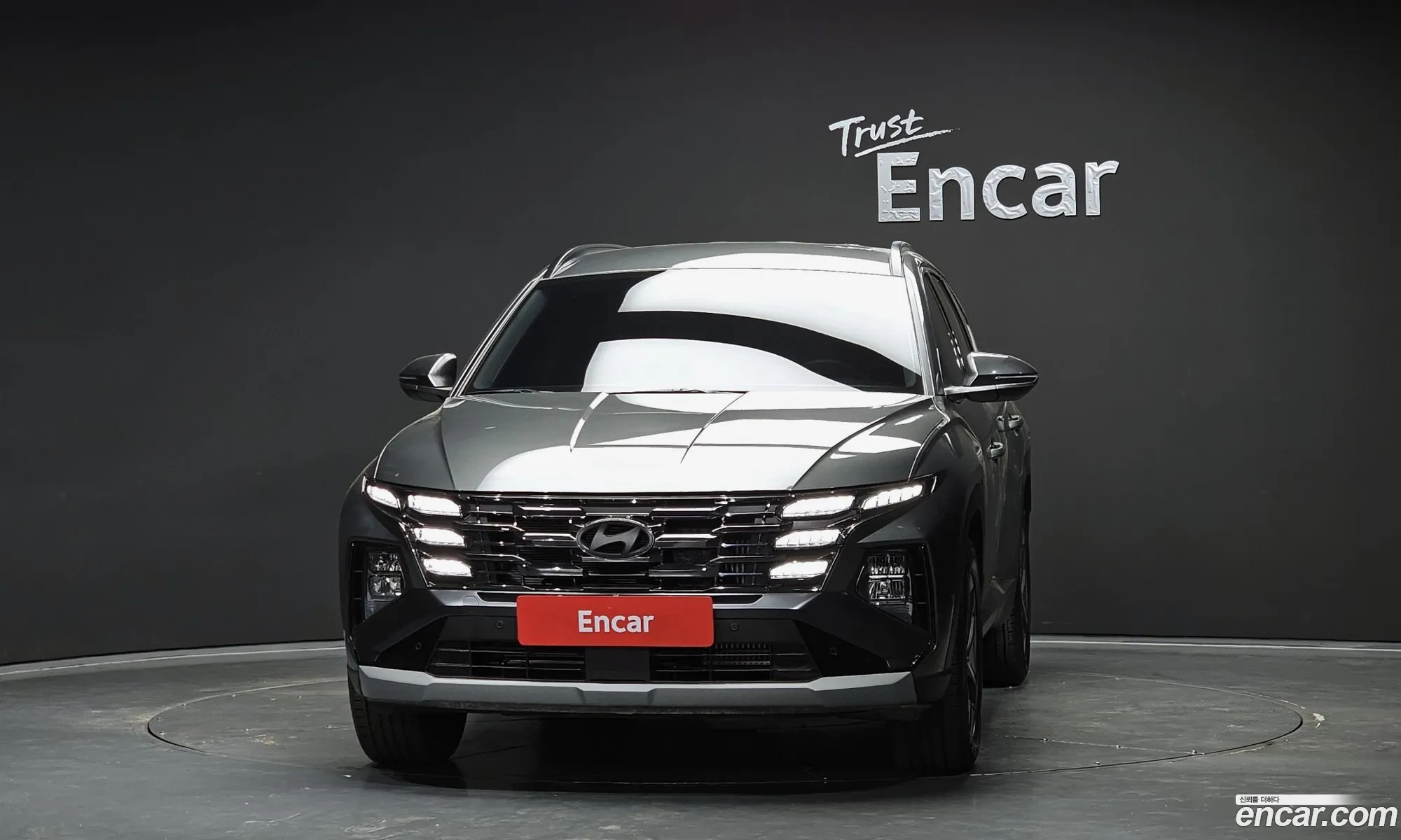 Hyundai Tucson Hybrid 2025 — 10
