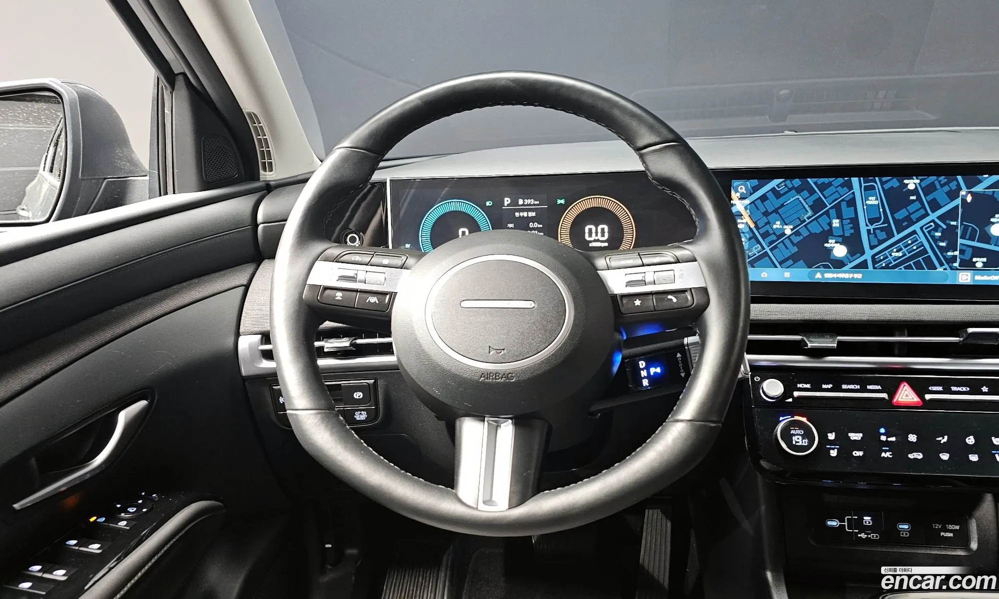 Hyundai Tucson Hybrid 2025 — 3
