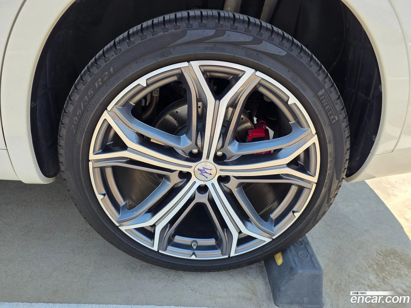 Maserati Levante 2019 — 12