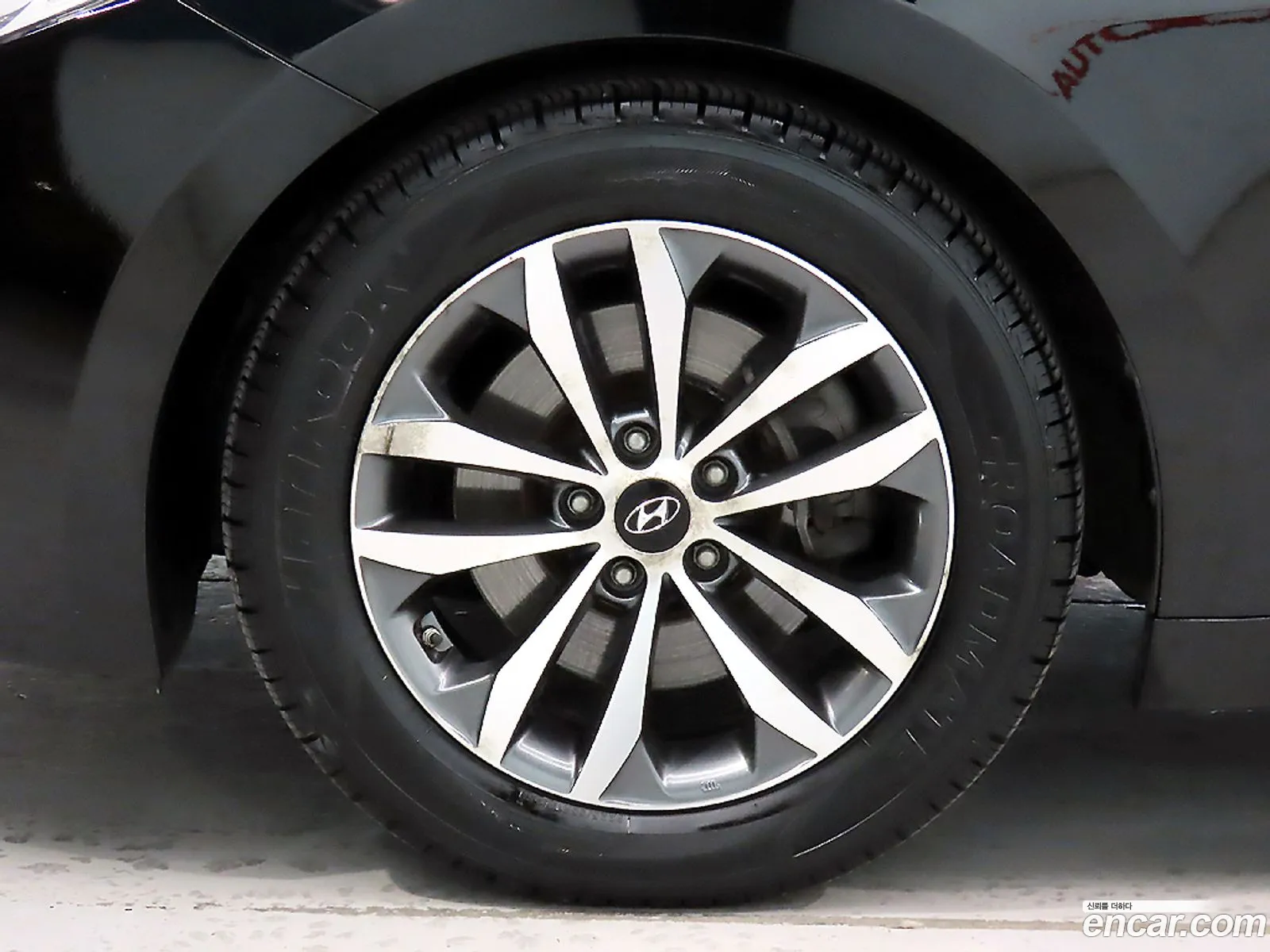Hyundai Grandeur HG 2012 — 17