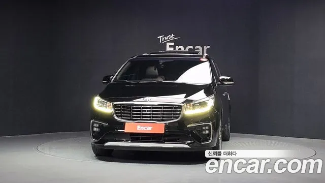 Kia Carnival 2018 — 2
