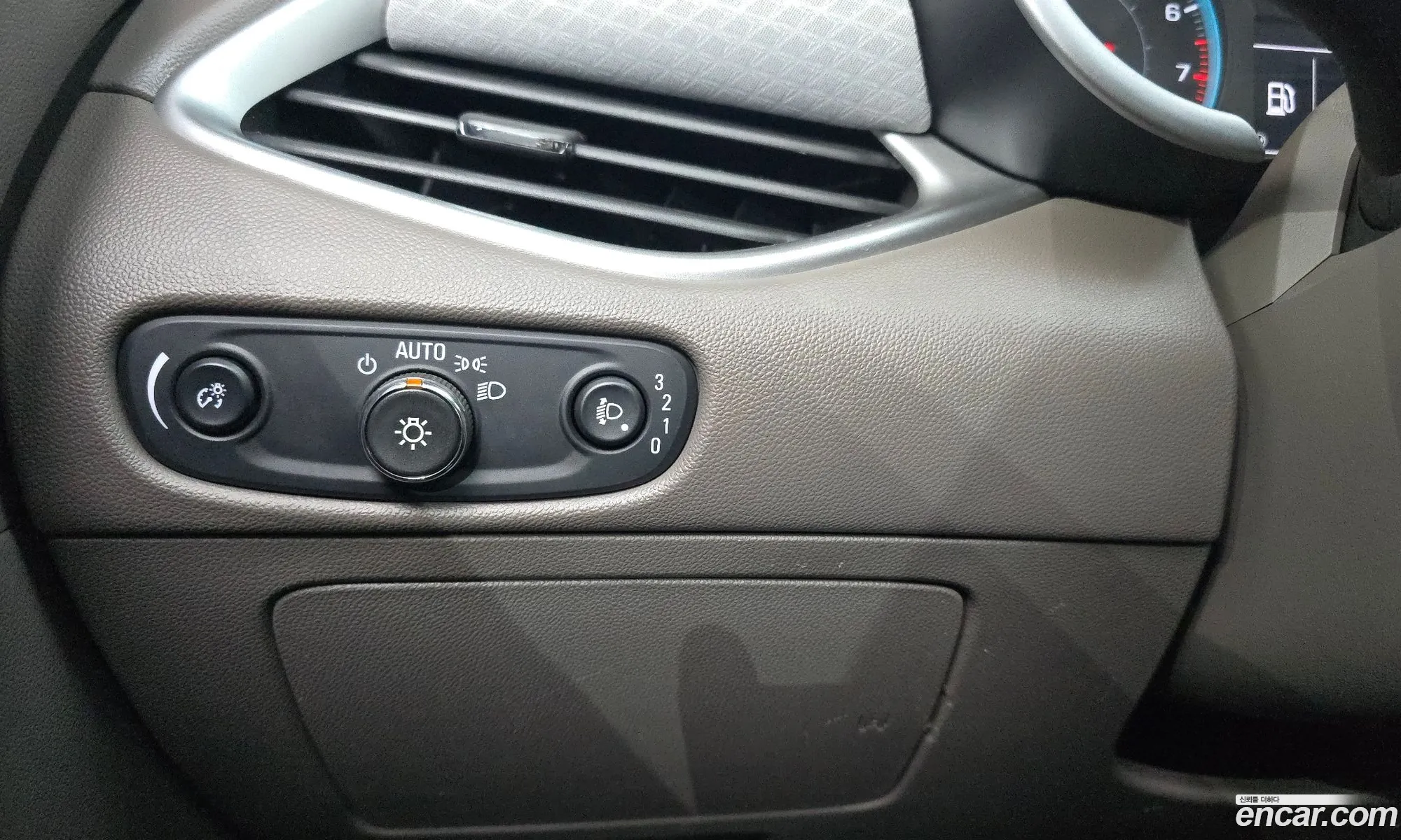 Chevrolet (GM Daewoo) Malibu 2016 — 8