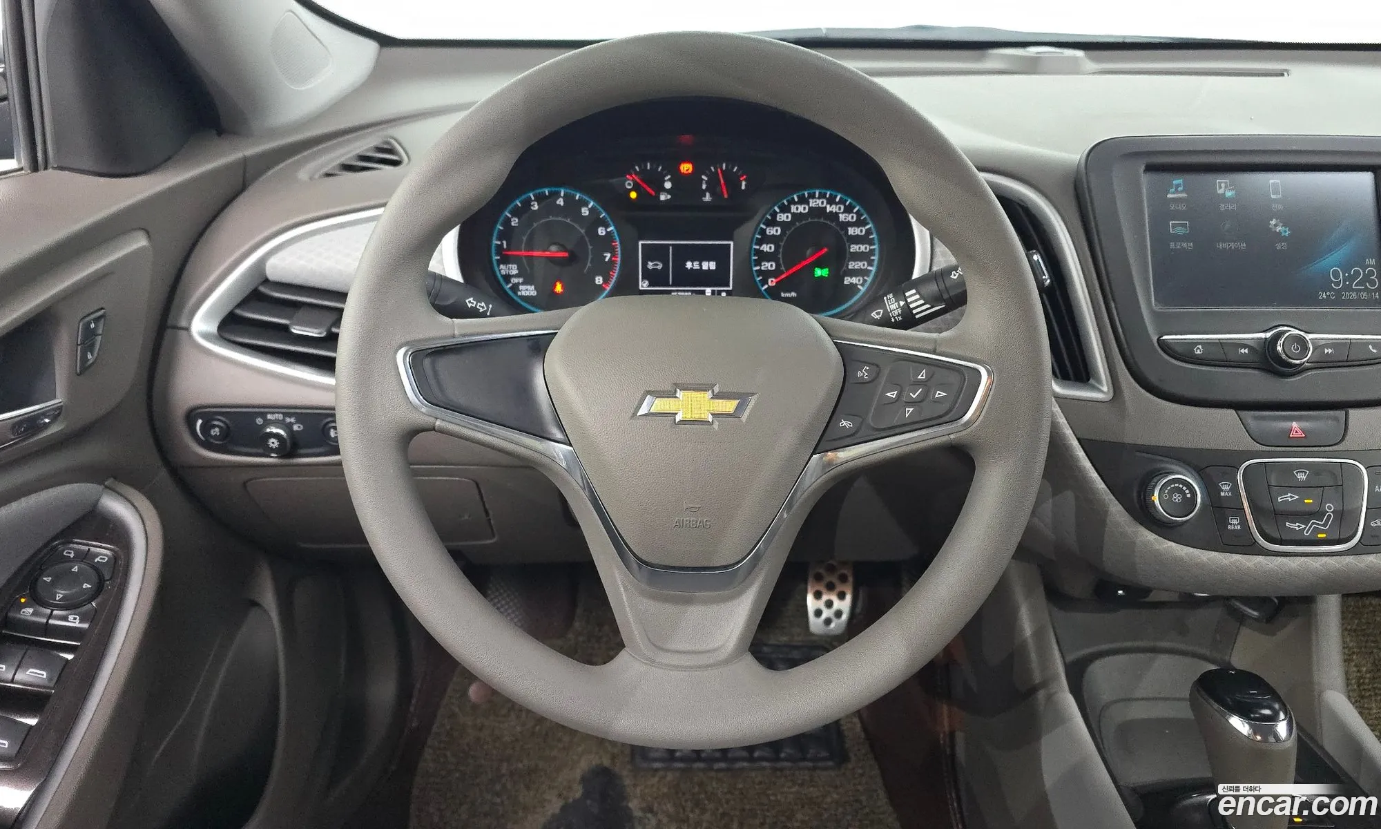 Chevrolet (GM Daewoo) Malibu 2016 — 12