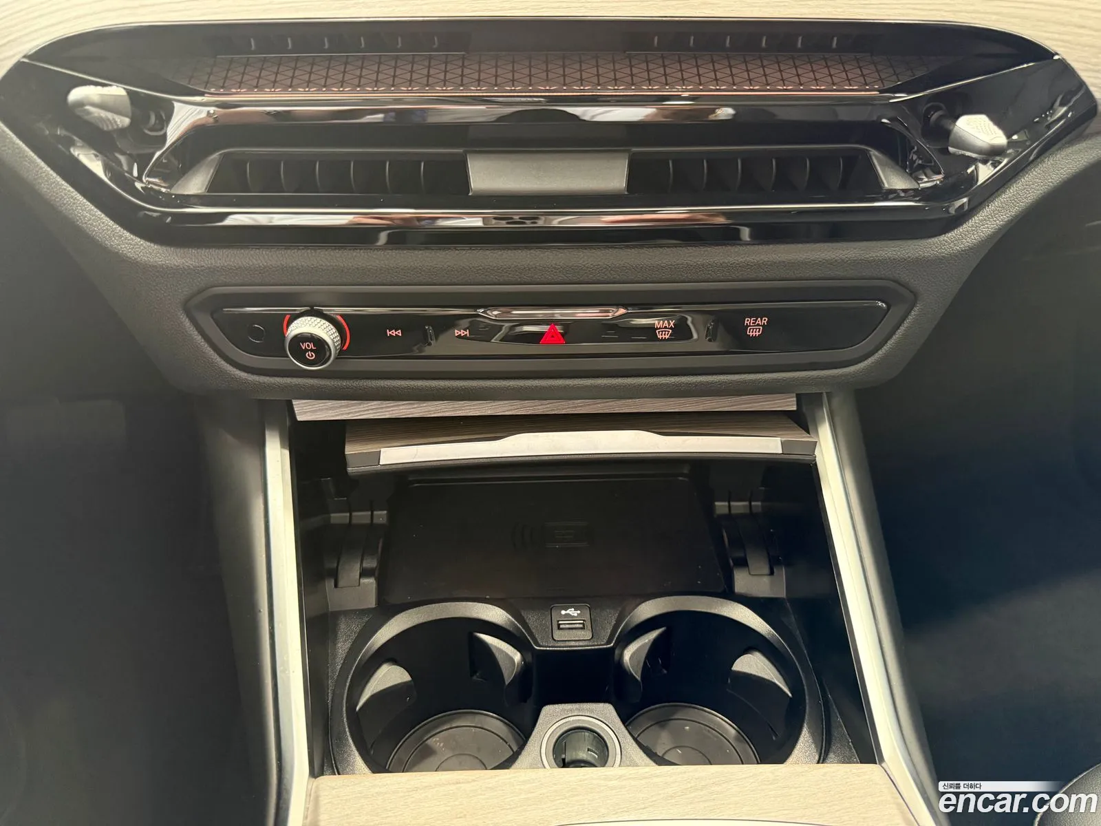 BMW 3 Series 2025 — 6