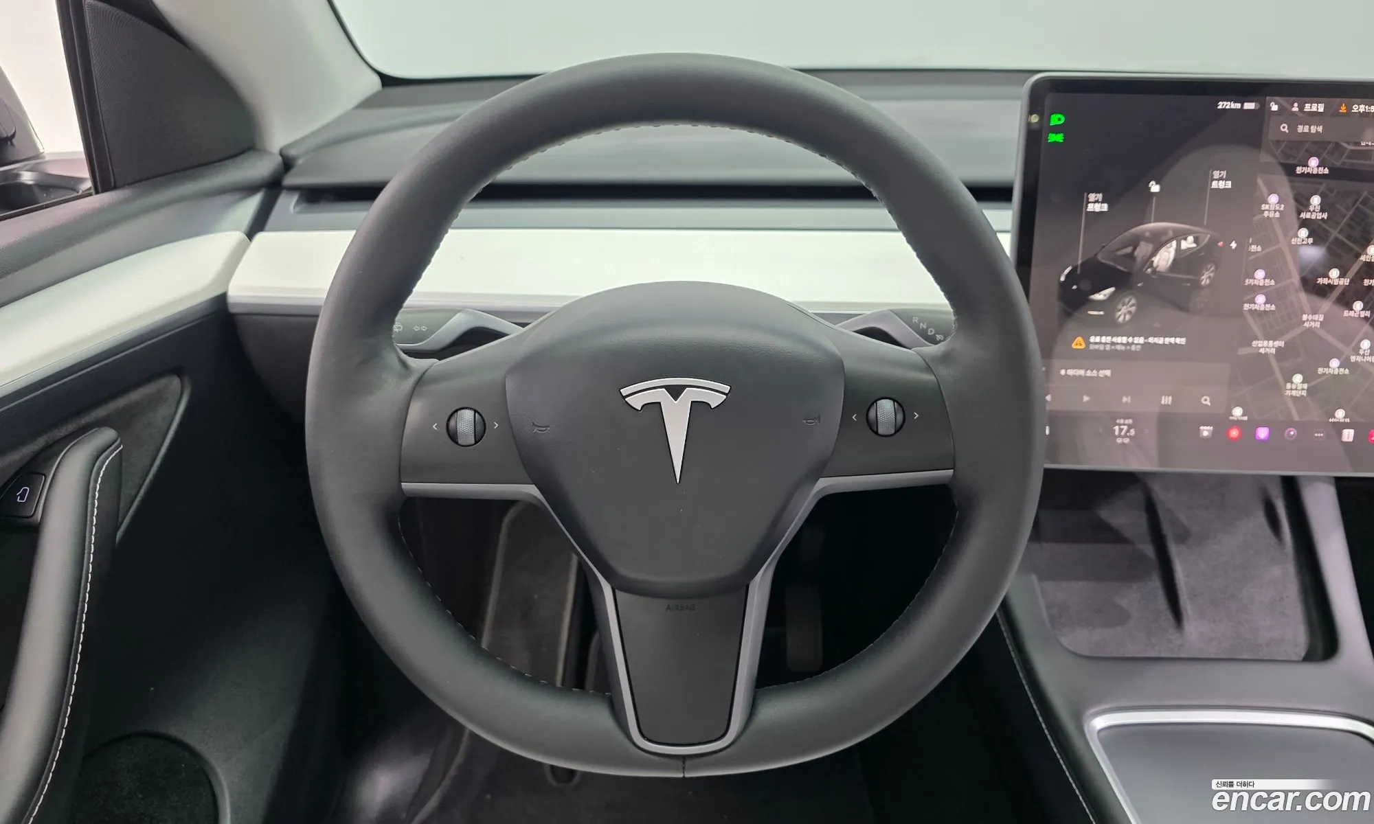 Tesla Model Y 2023 — 20