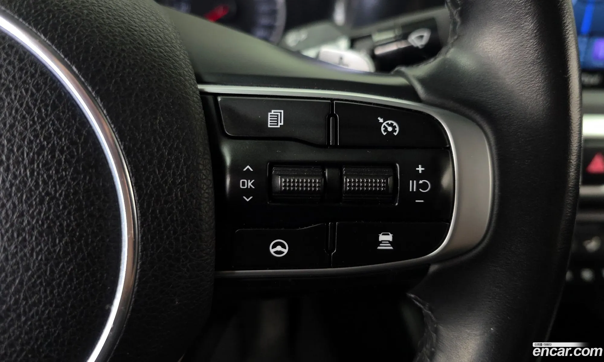 Kia K5 Hybrid 2021 — 4