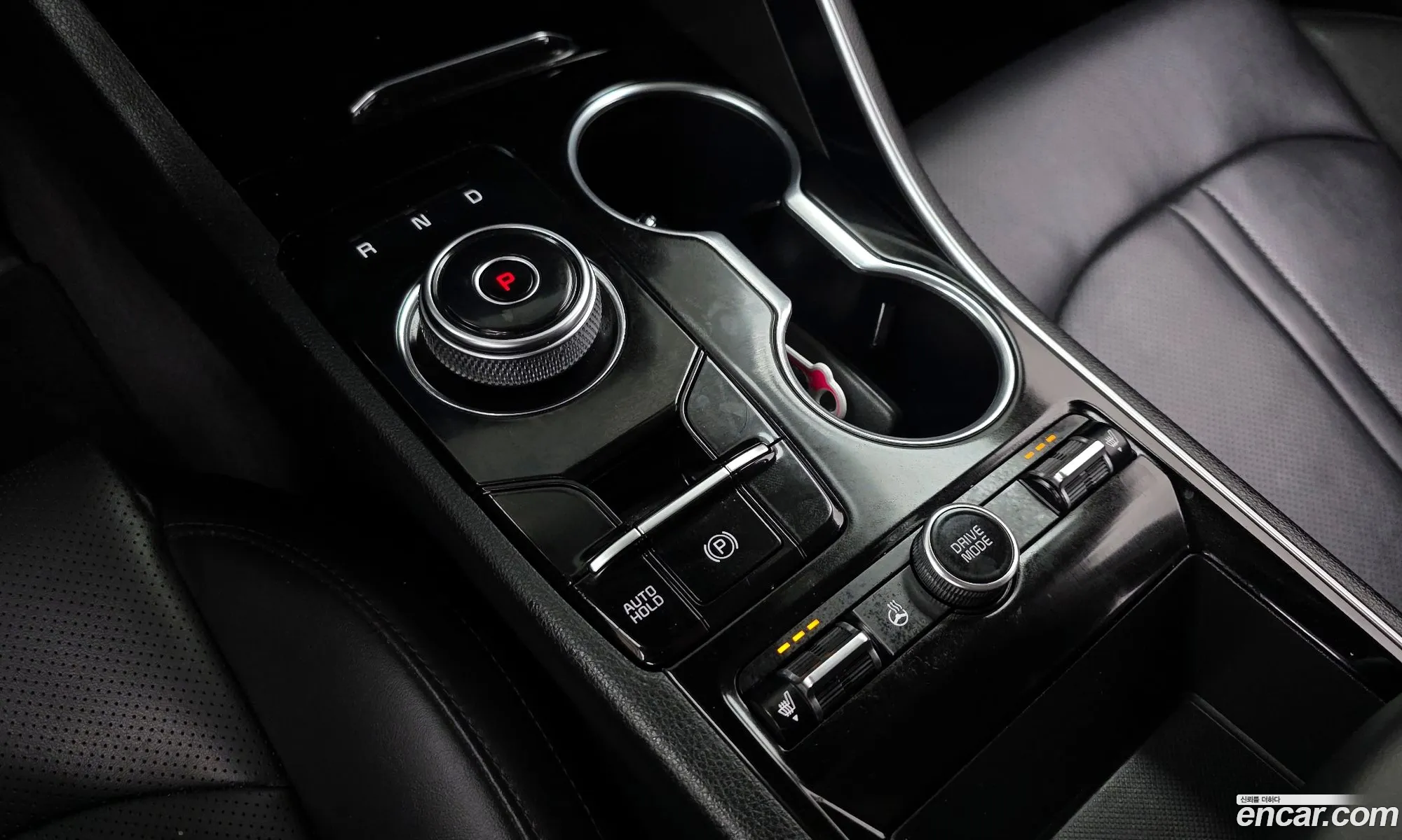 Kia K5 Hybrid 2021 — 16