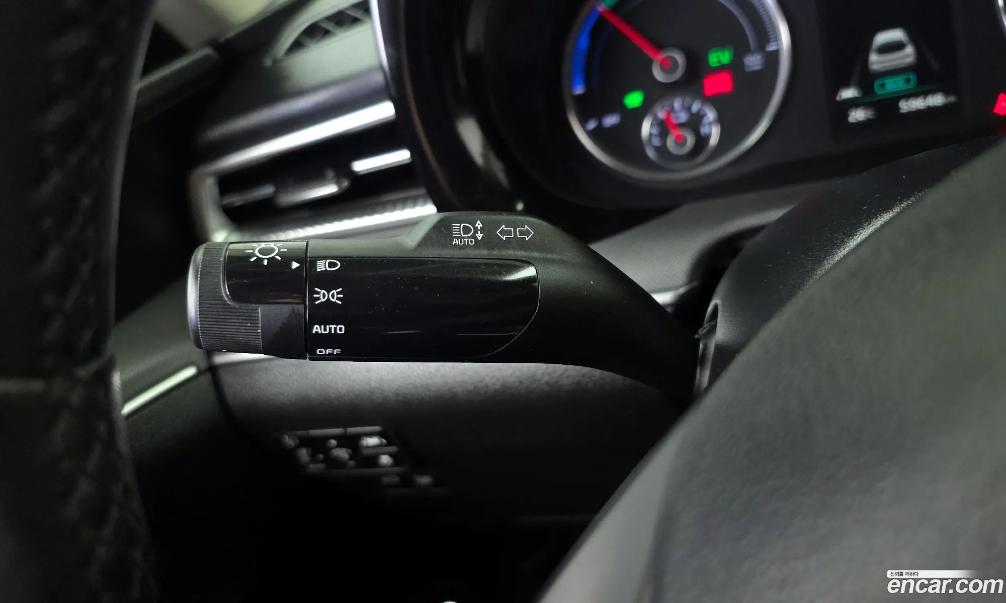 Kia K5 Hybrid 2021 — 12