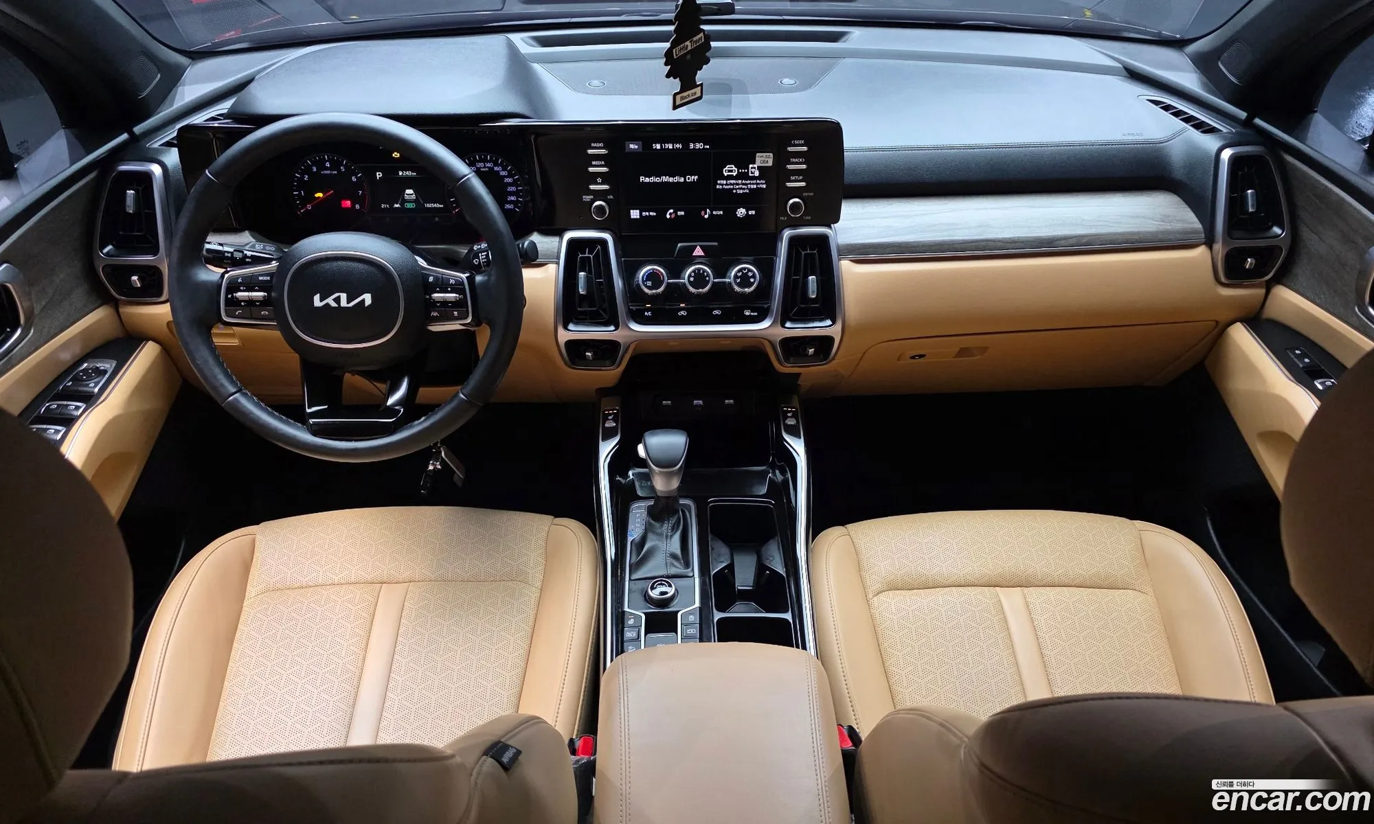 Kia Sorento 2022 — 21