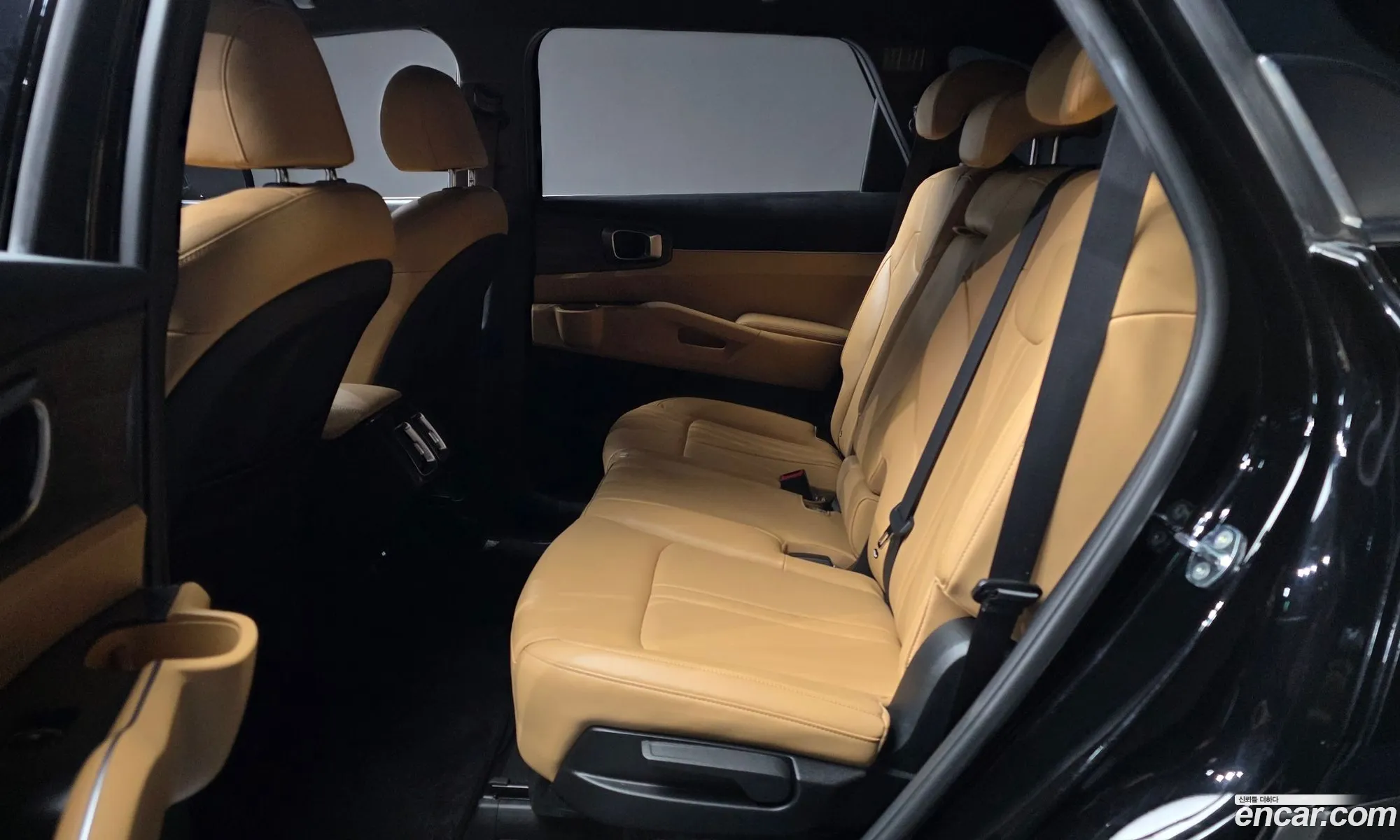 Kia Sorento 2022 — 12