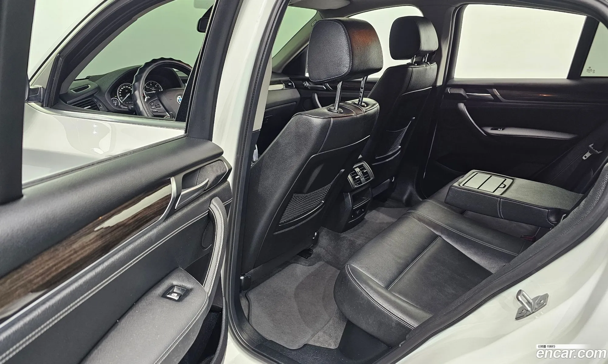 BMW X4 2017 WBAXX1109H0T40643 — 18