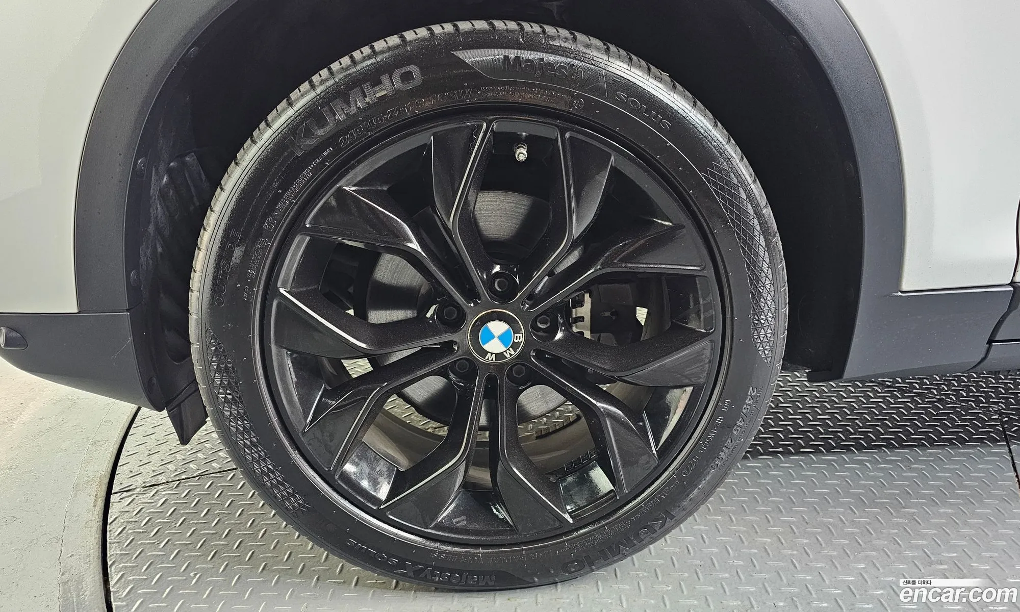 BMW X4 2017 WBAXX1109H0T40643 — 14