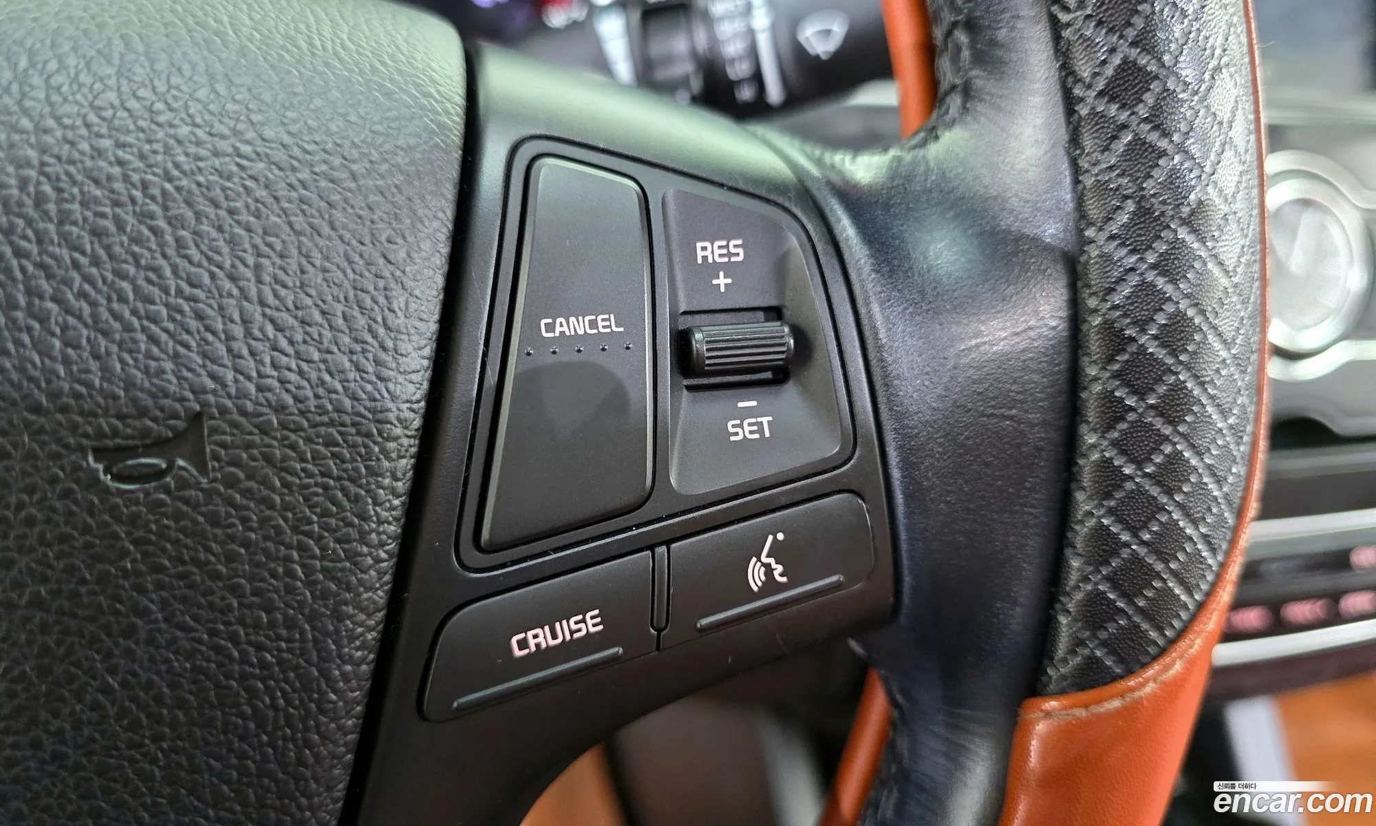 Kia K7 2015 — 28