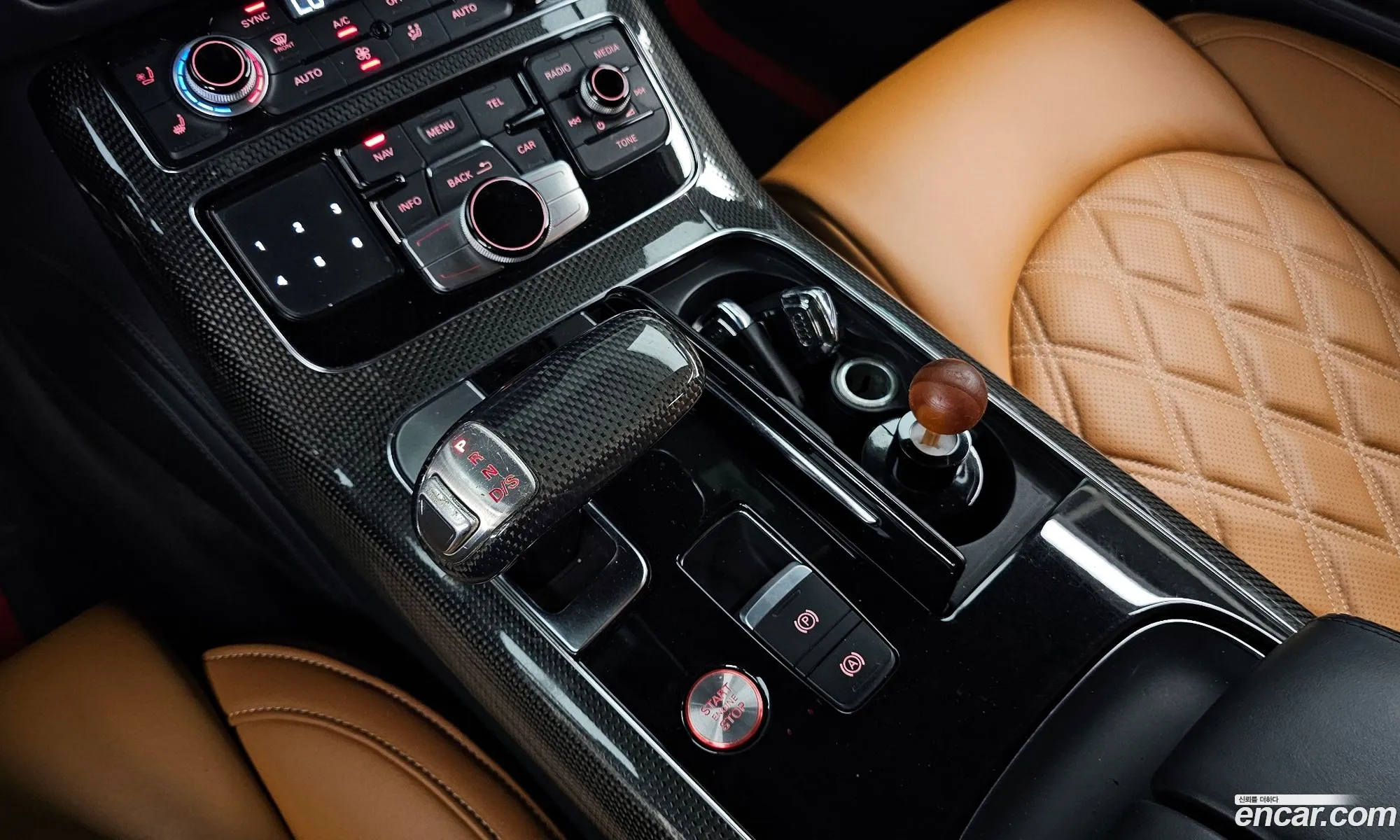 Audi S8 2014 — 13