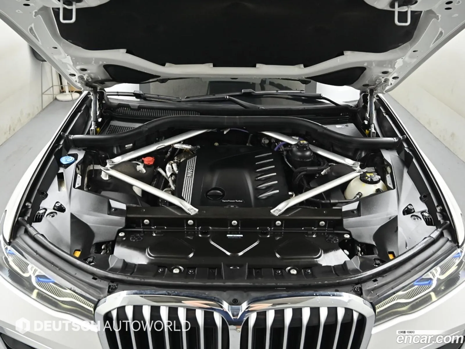 BMW X7 2021 — 17