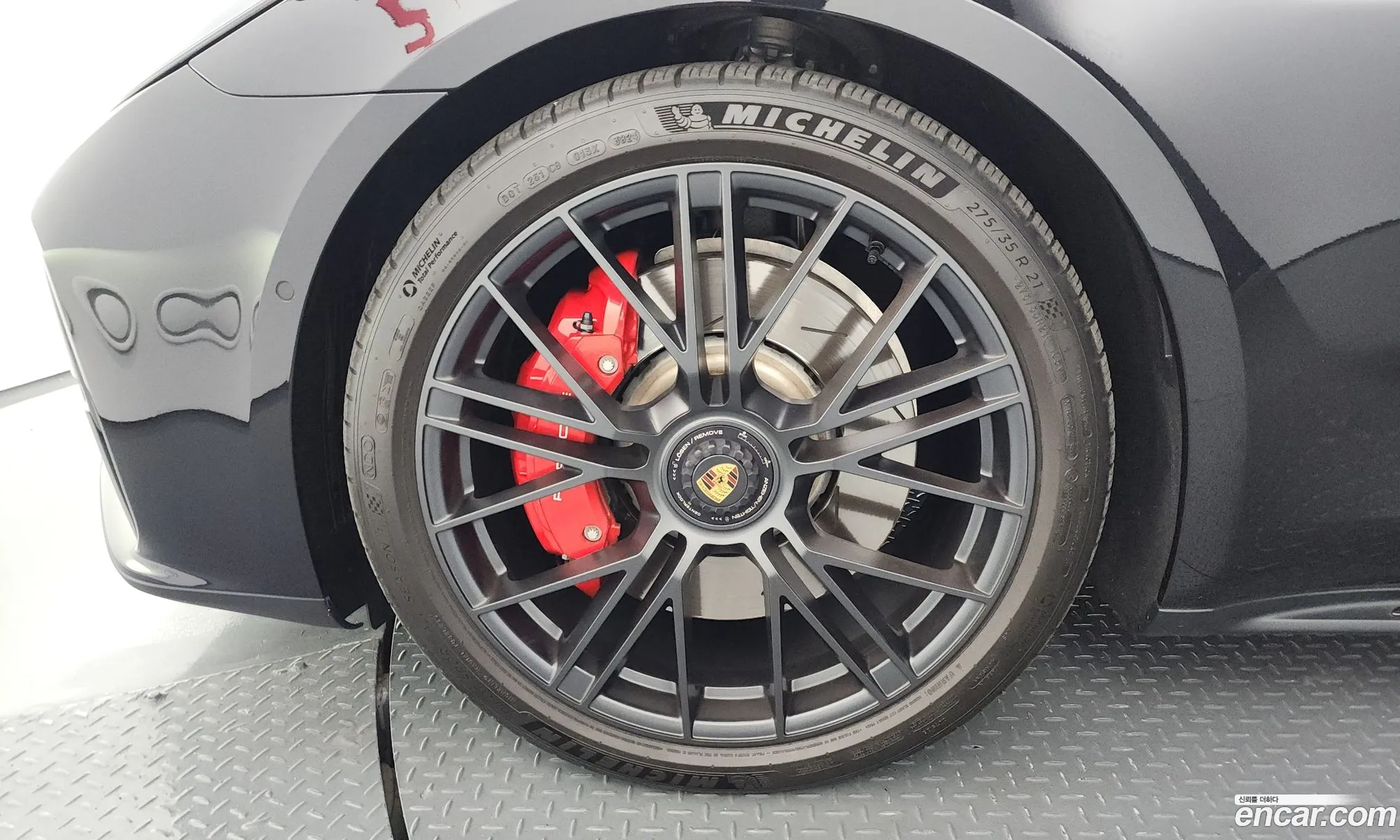 Porsche Panamera 2025 WP0AG2YA7SL070184 — 18