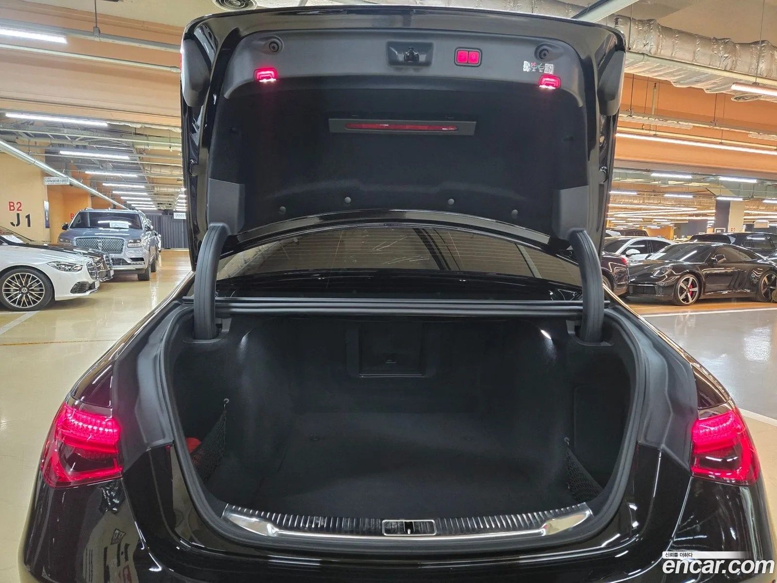 Mercedes-Benz S-Class W223 2025 — 10