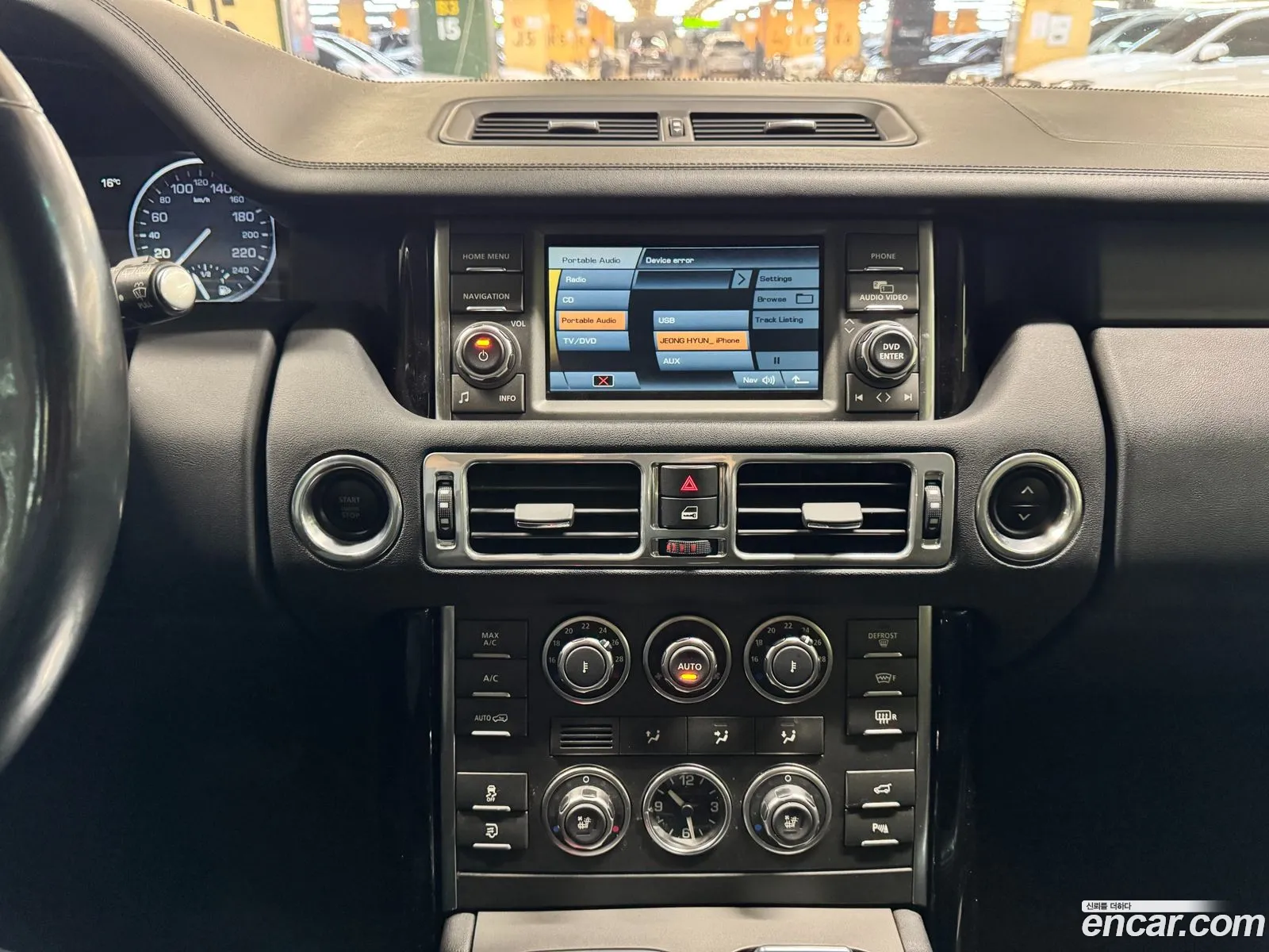 Land Rover Range Rover 2012 — 12