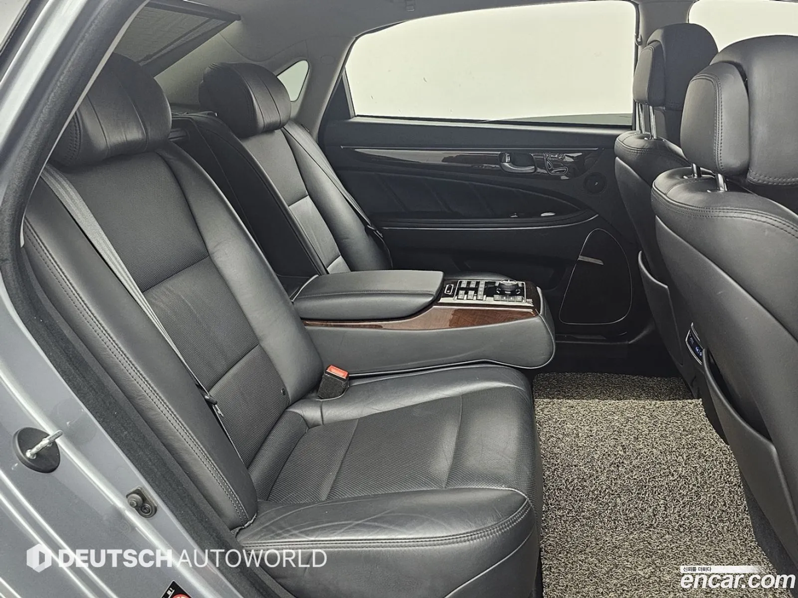 Hyundai Equus 2014 — 11