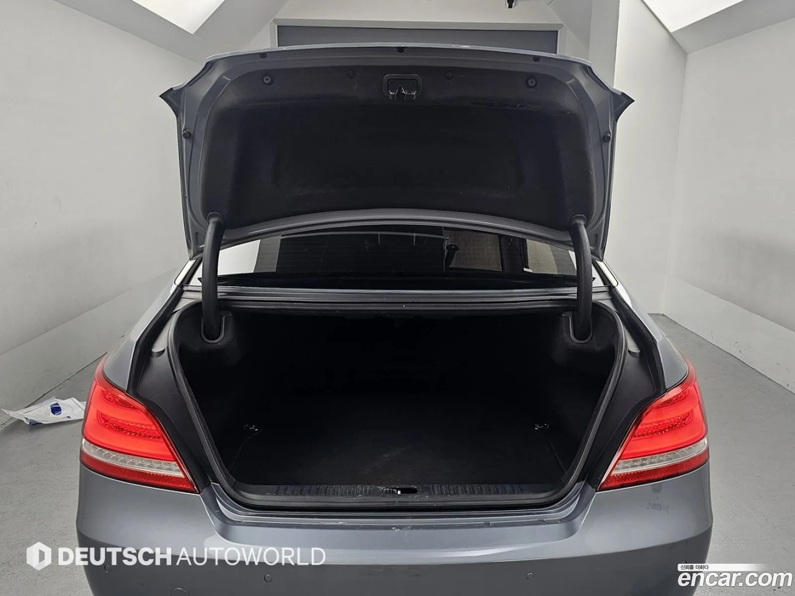 Hyundai Equus 2014 — 2