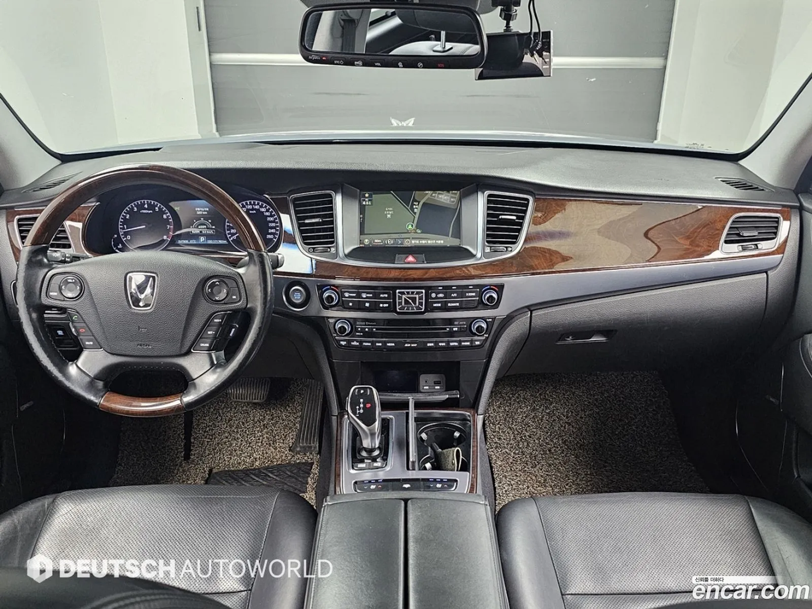Hyundai Equus 2014 — 17