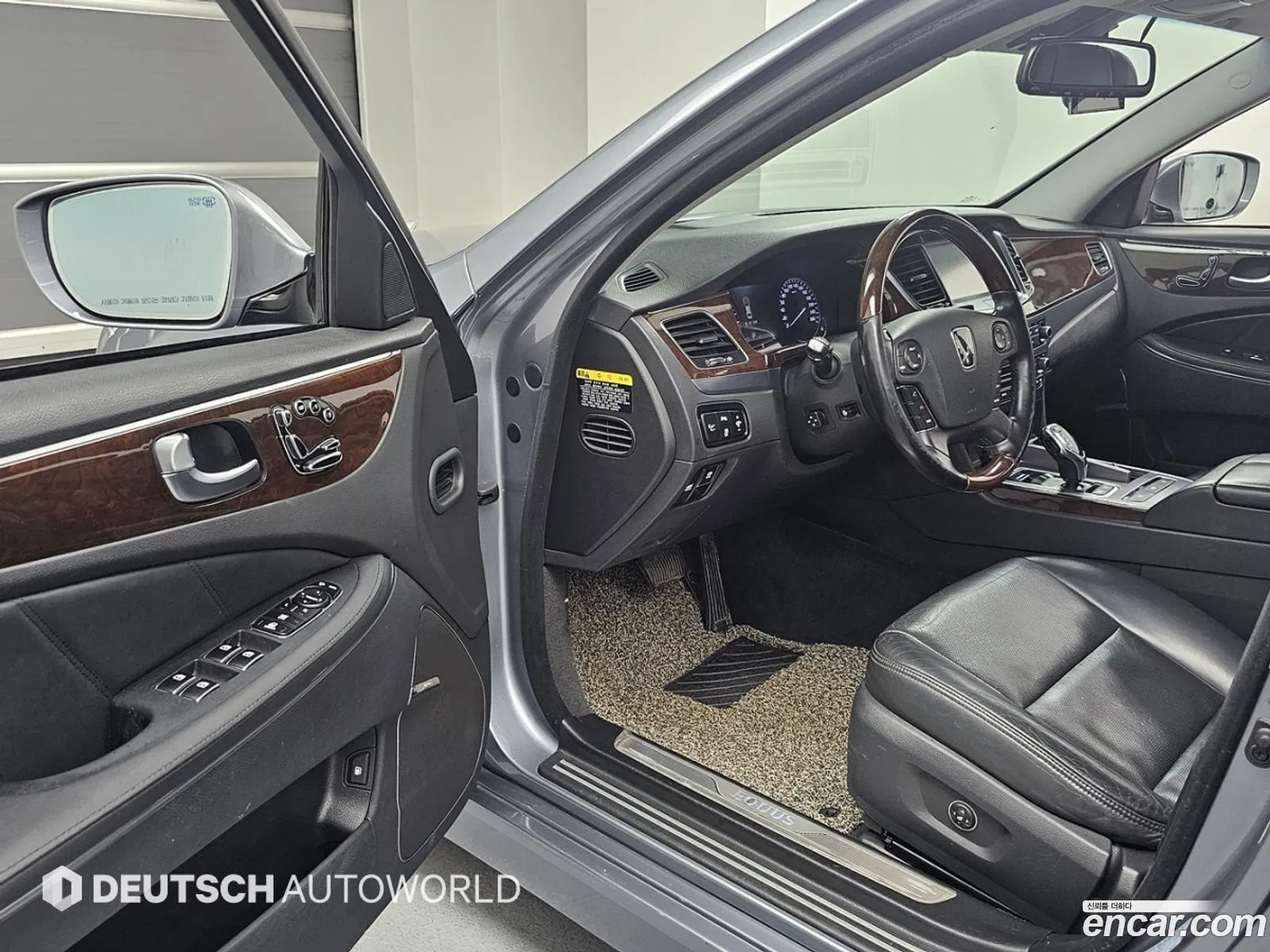Hyundai Equus 2014 — 19