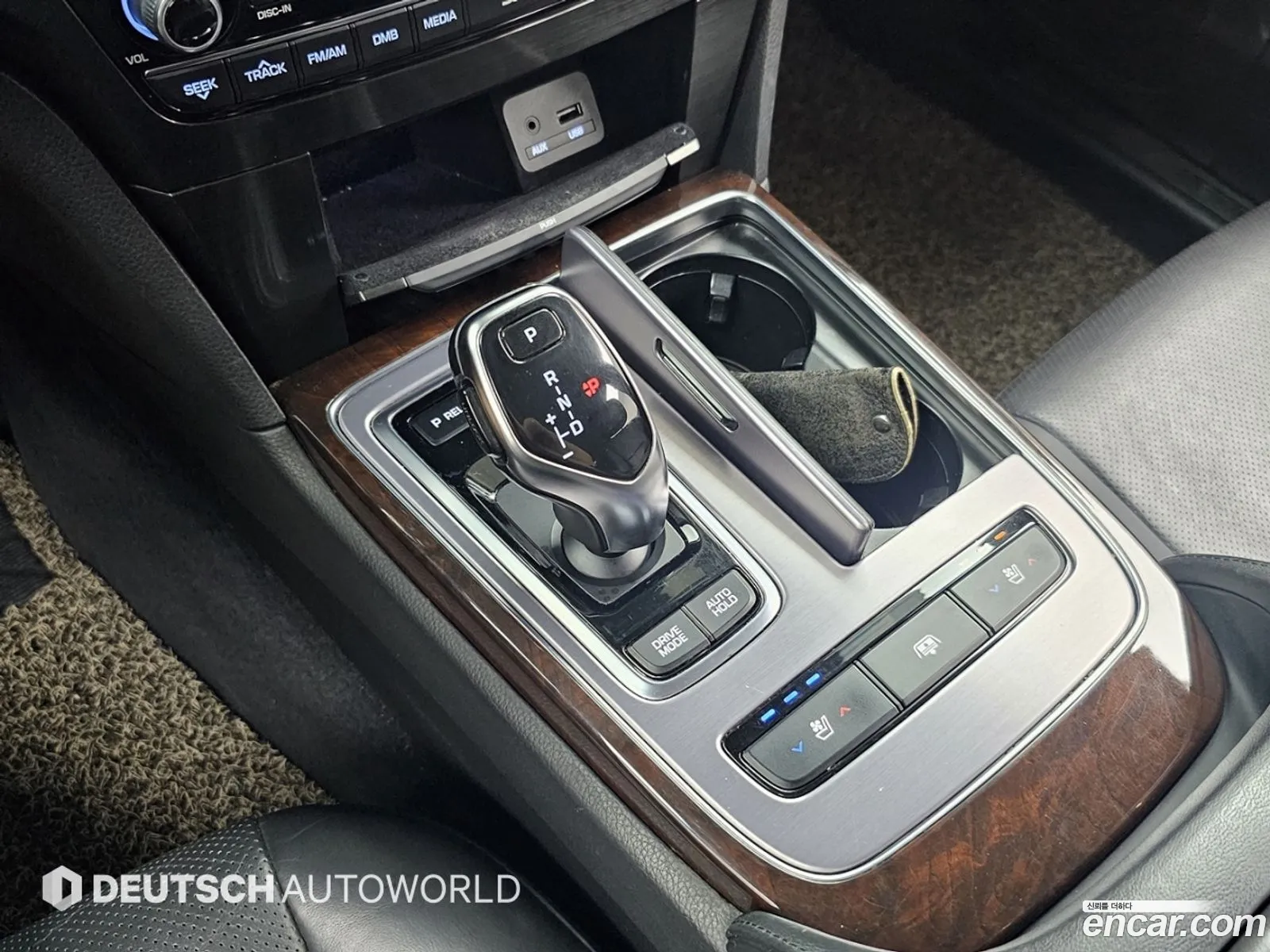 Hyundai Equus 2014 — 18