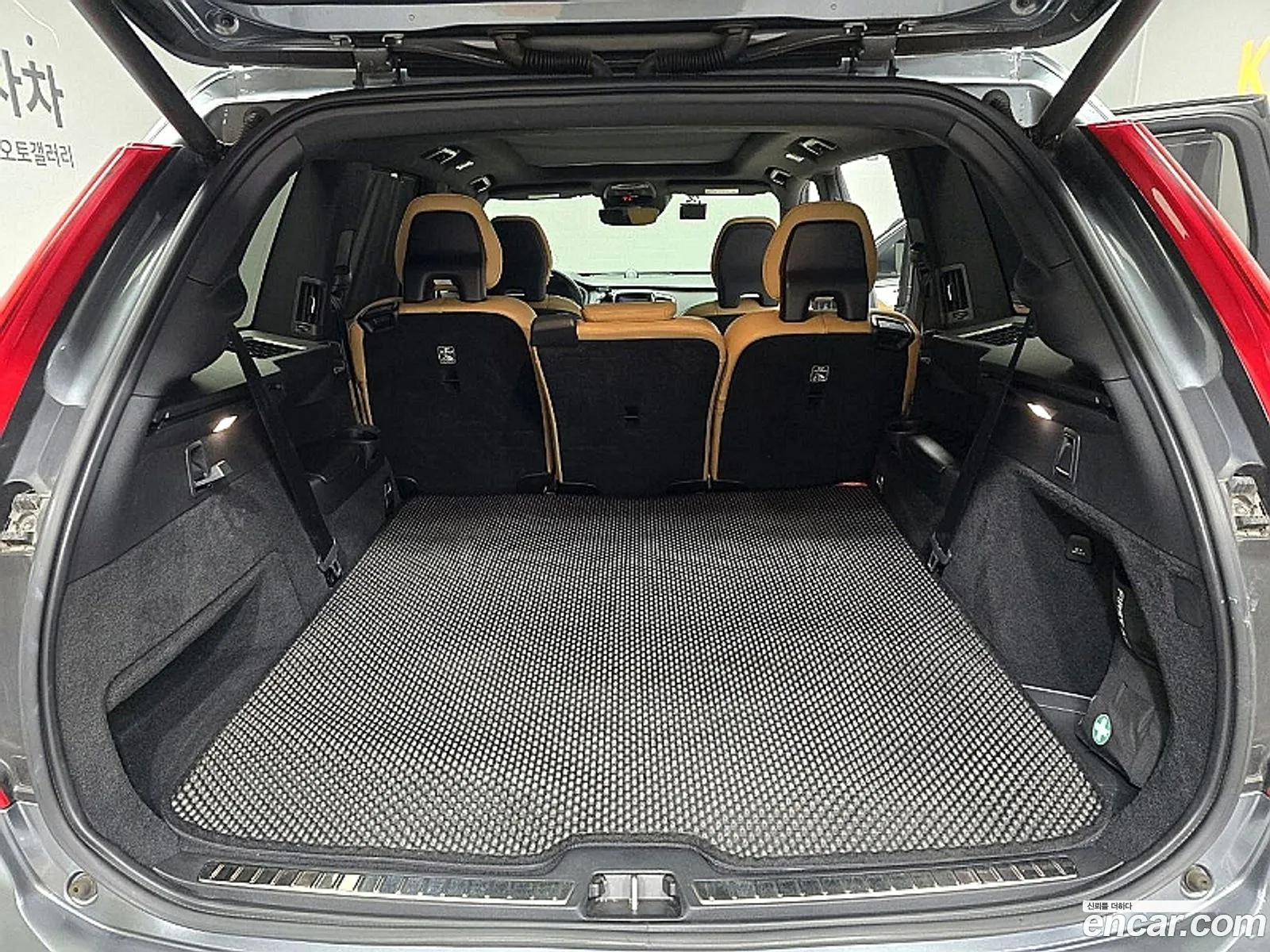 Volvo XC90 2019 — 10
