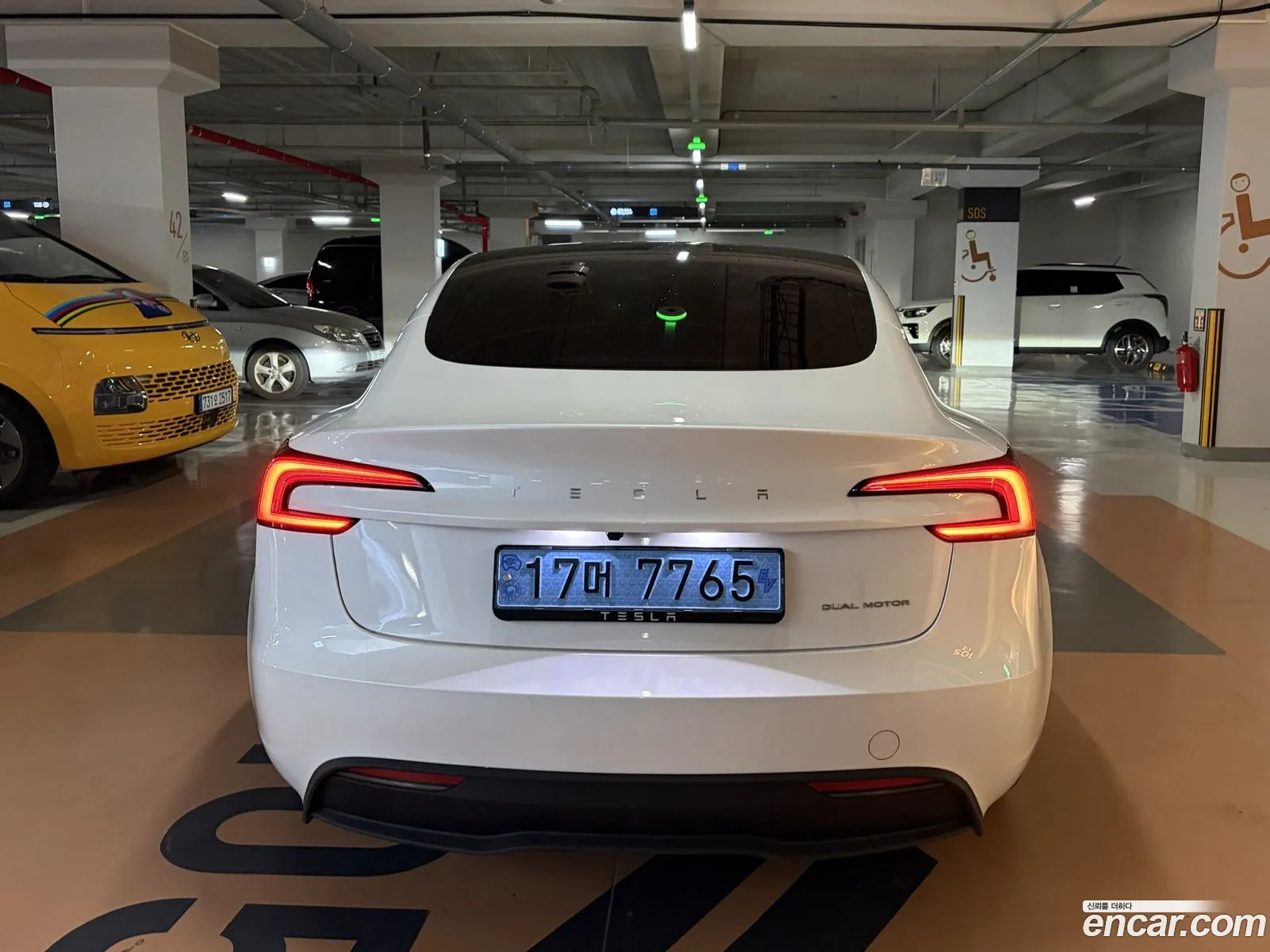 Tesla Model 3 2024 — 6