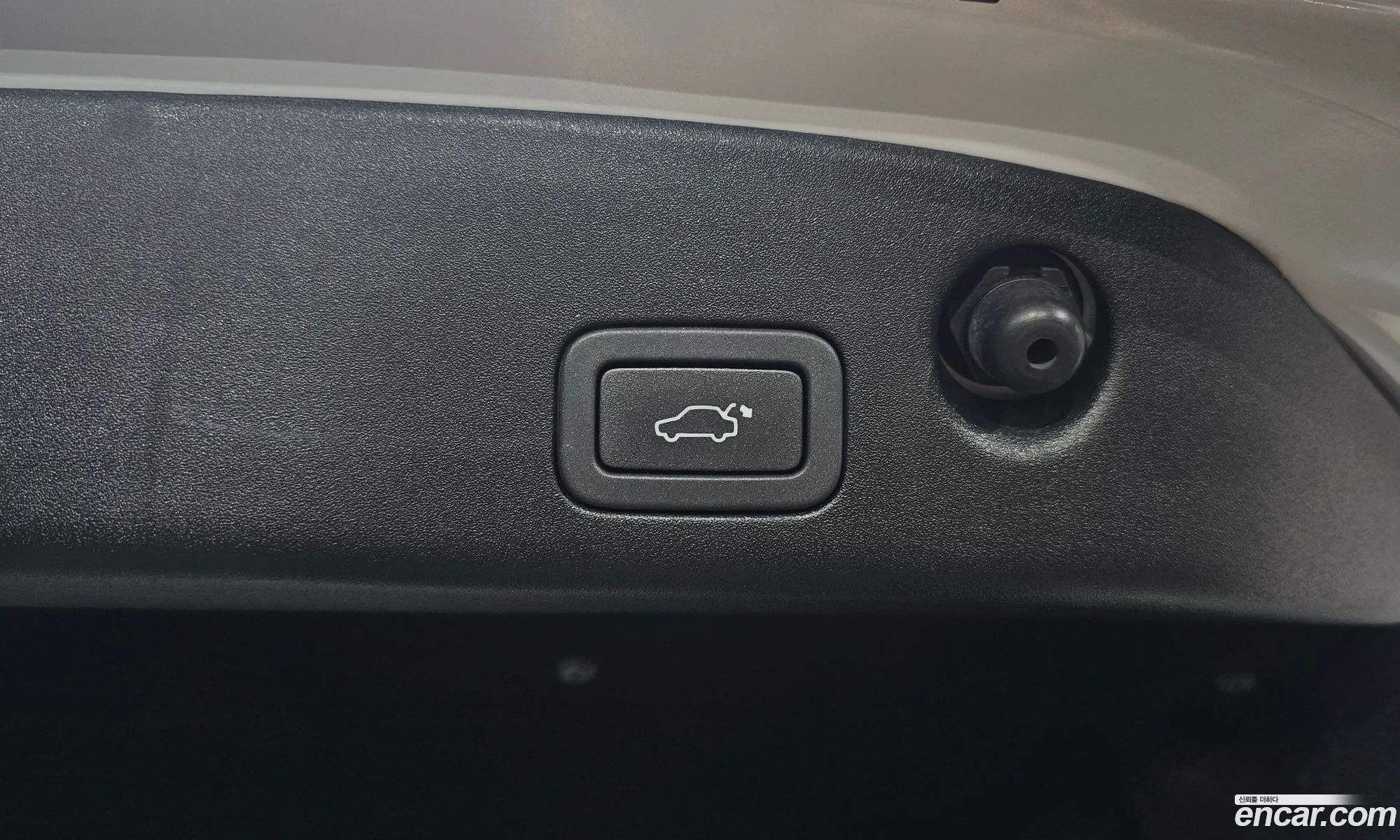 Jaguar XJ 2019 — 35