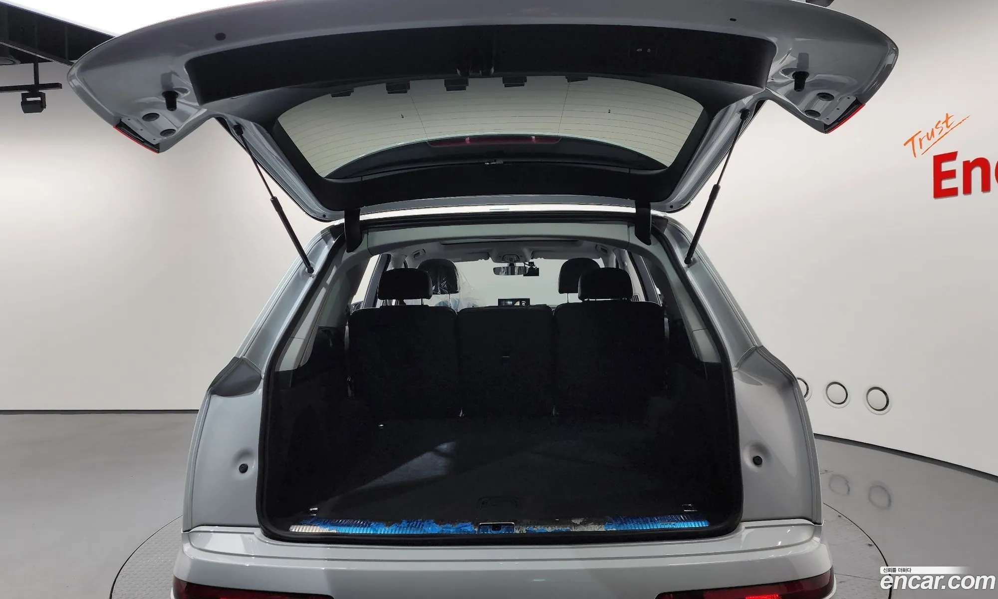 Audi Q7 2019 — 8