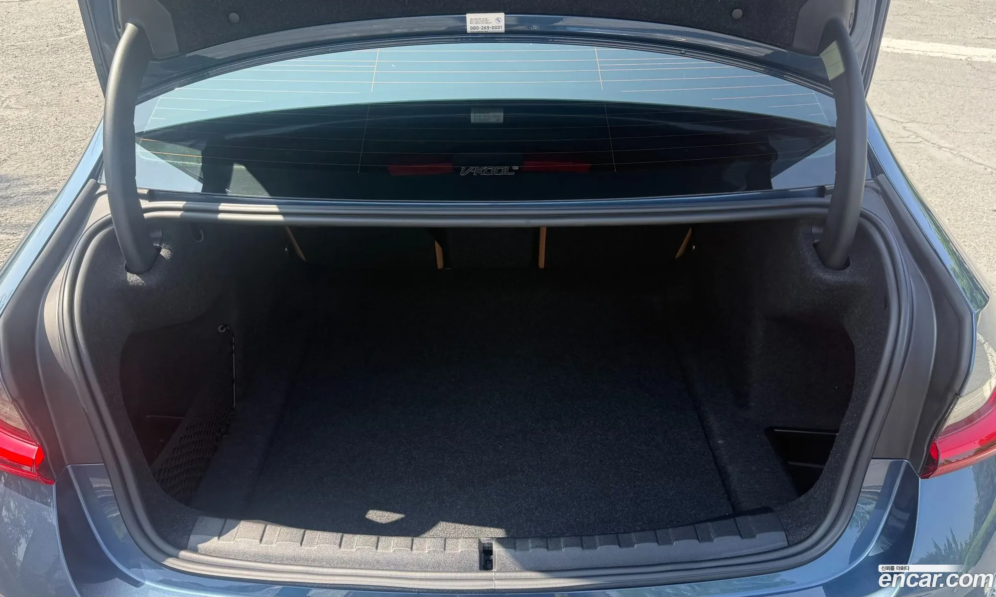 BMW 3 Series 2025 — 18
