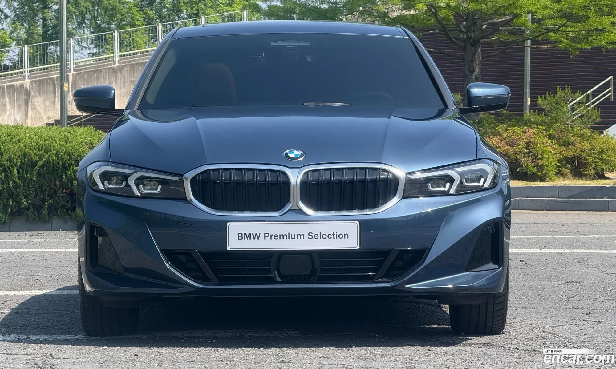 BMW 3 Series 2025 — 10