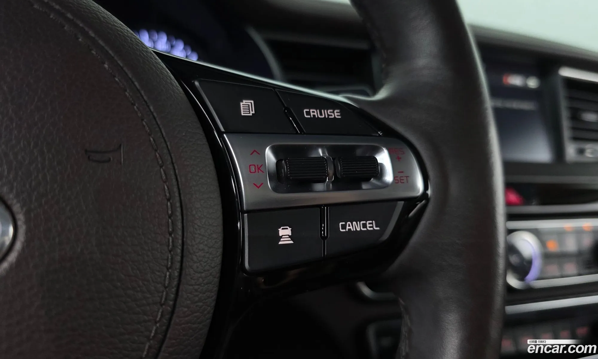 Kia K7 Hybrid 2018 — 14