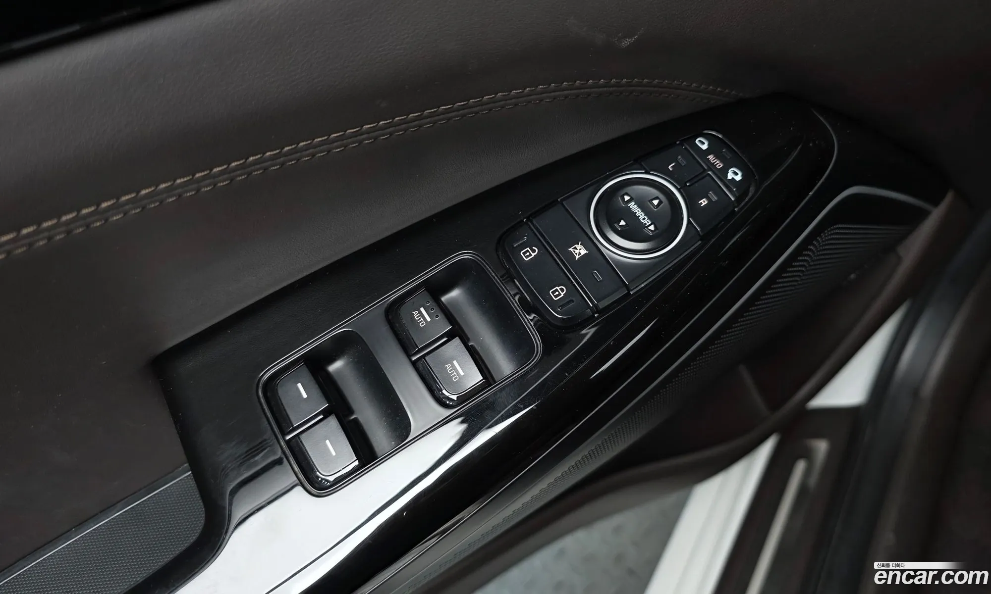 Kia K7 Hybrid 2018 — 3