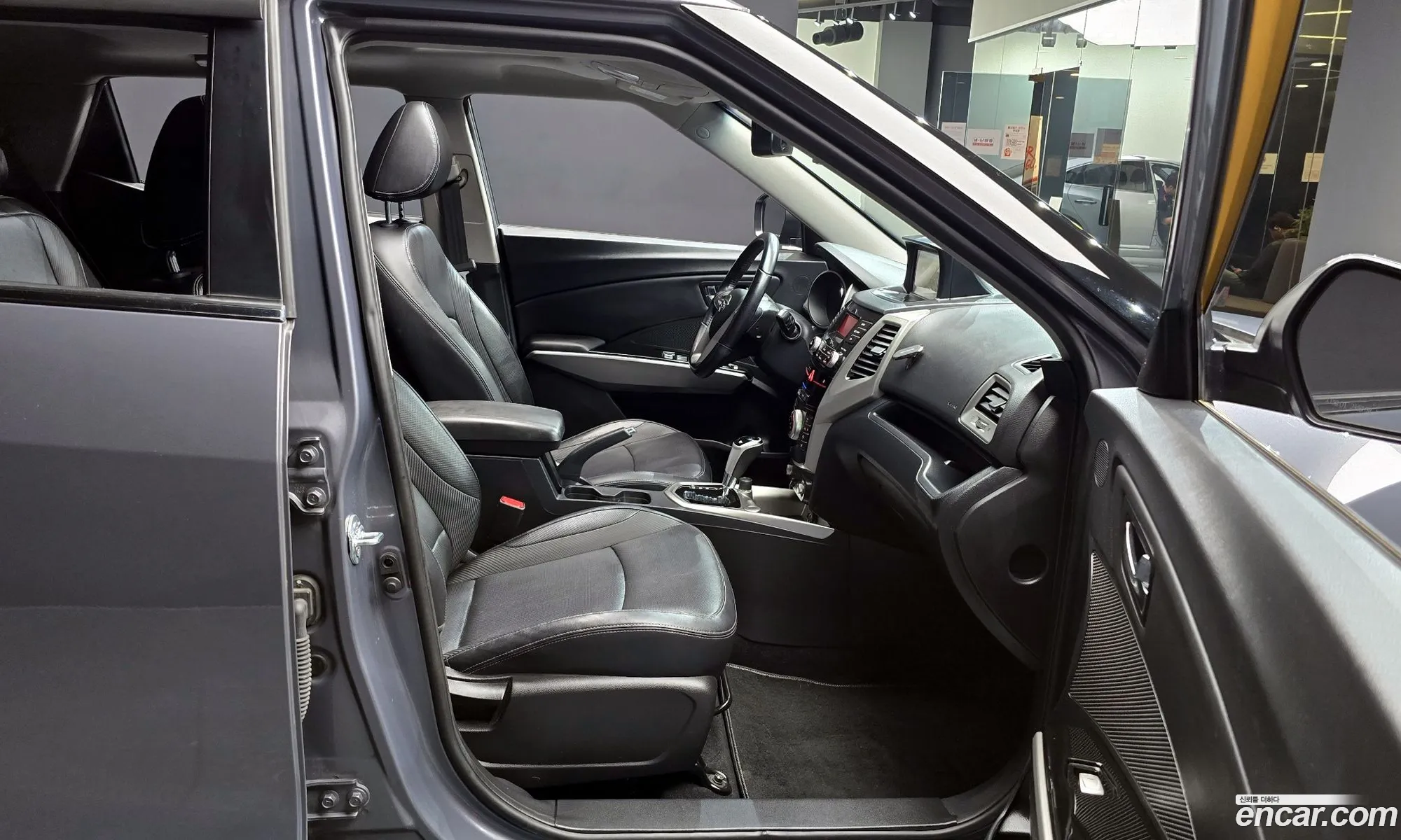 KG Mobility (SsangYong) Tivoli 2015 — 9