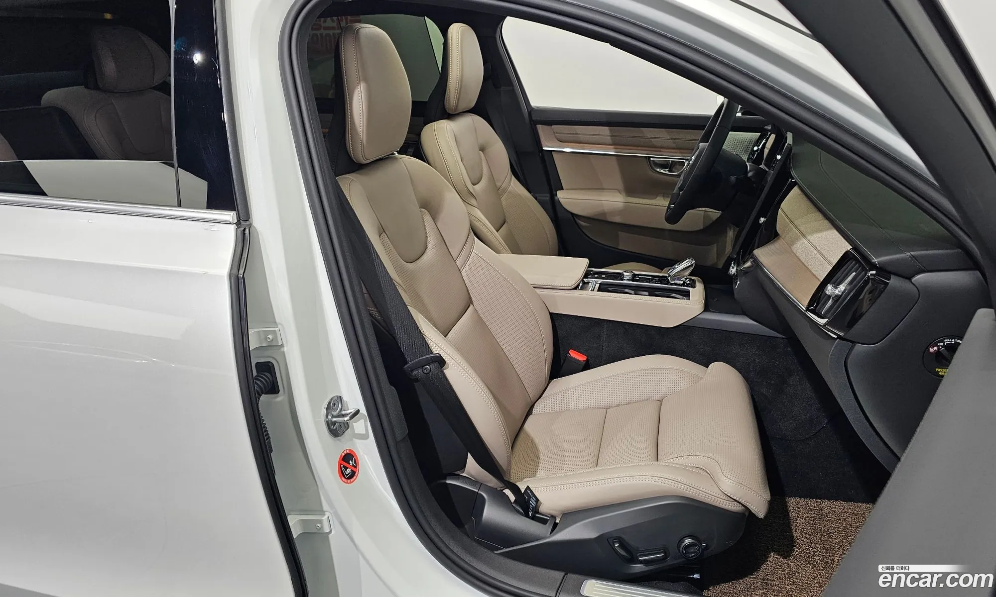 Volvo S90 2025 LVYPTL124TP495203 — 14