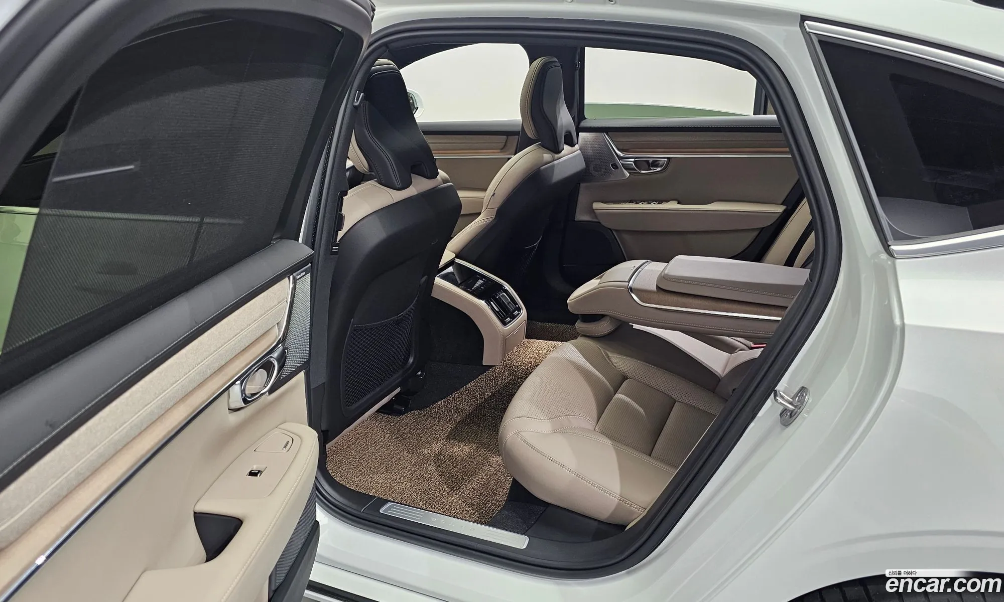 Volvo S90 2025 LVYPTL124TP495203 — 4