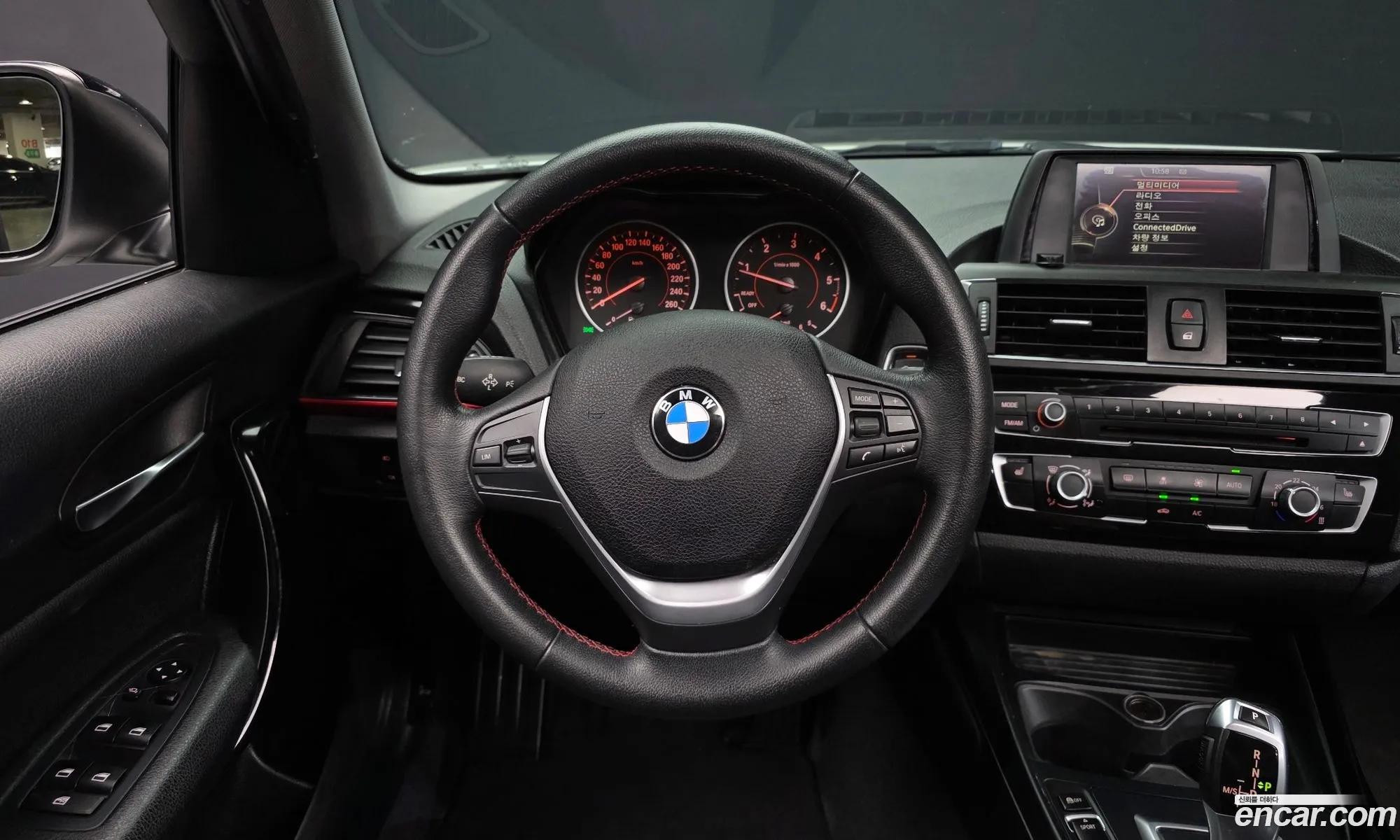 BMW 1 Series 2016 WBA1S5108G5D24532 — 4