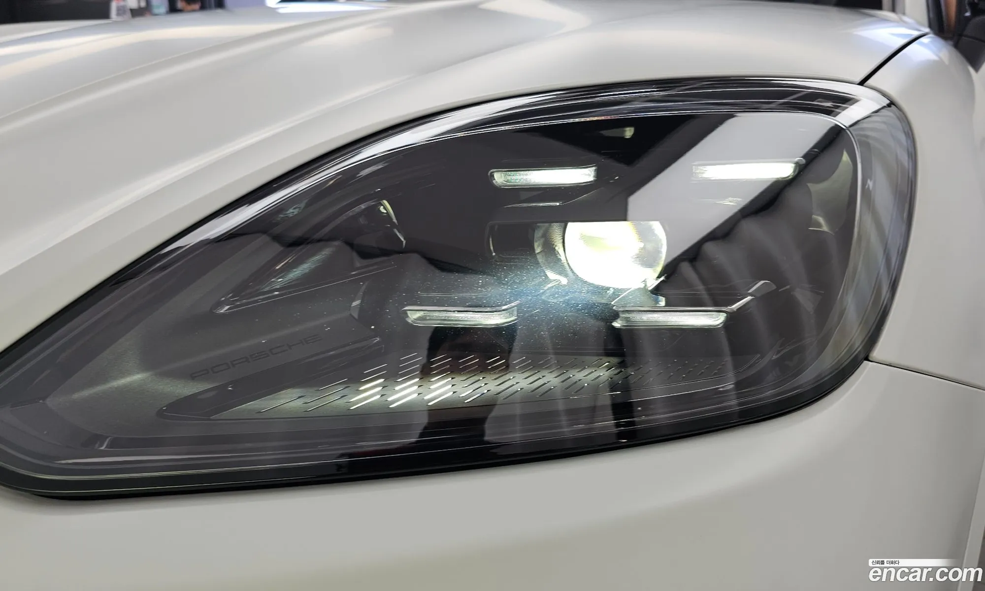 Porsche Cayenne 2023 WP1BA29Y8RDA58470 — 18