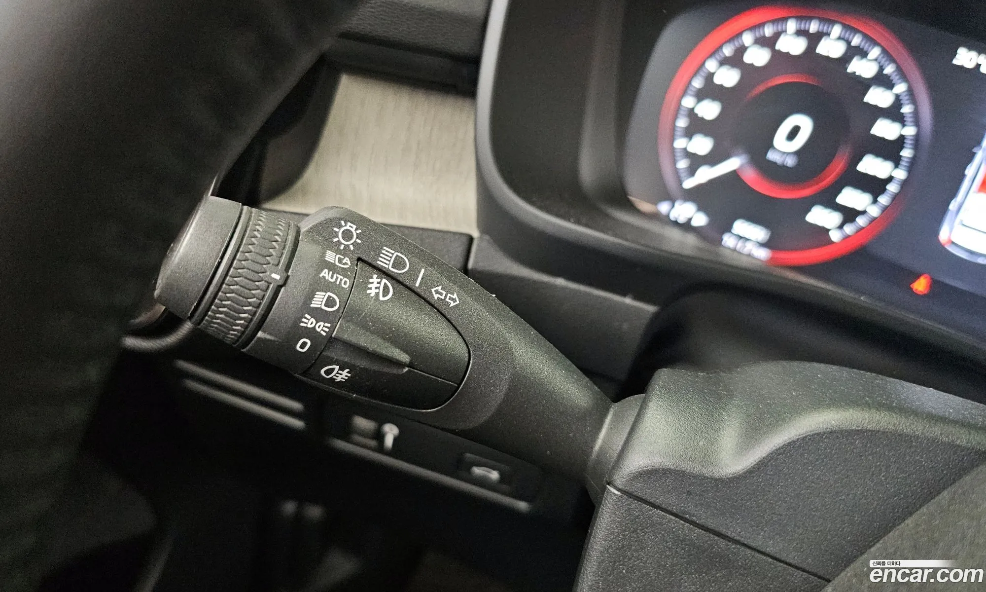 Volvo XC40 2020 YV1XZACACL2248507 — 31